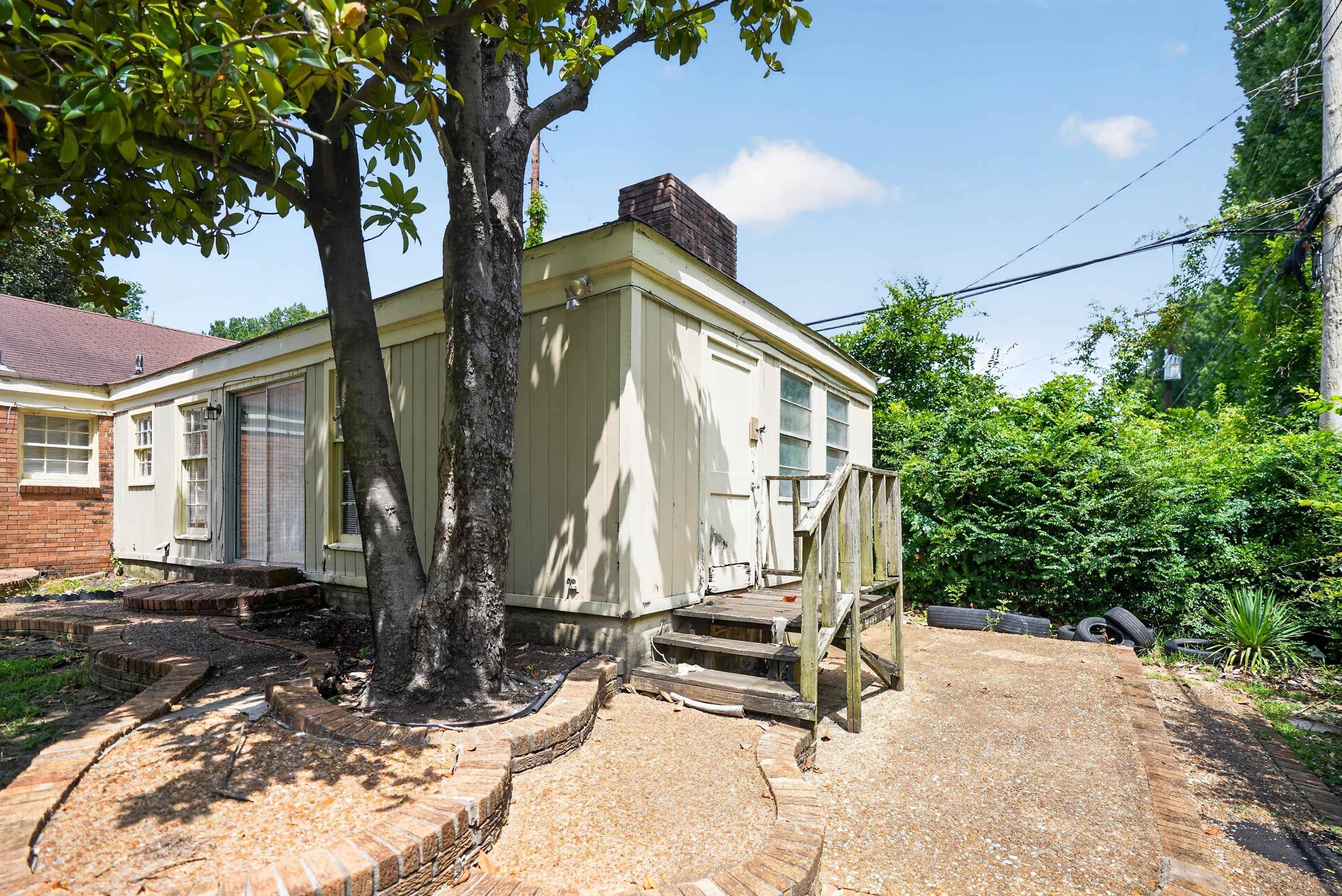 3244 Boxdale St Property Photo 4
