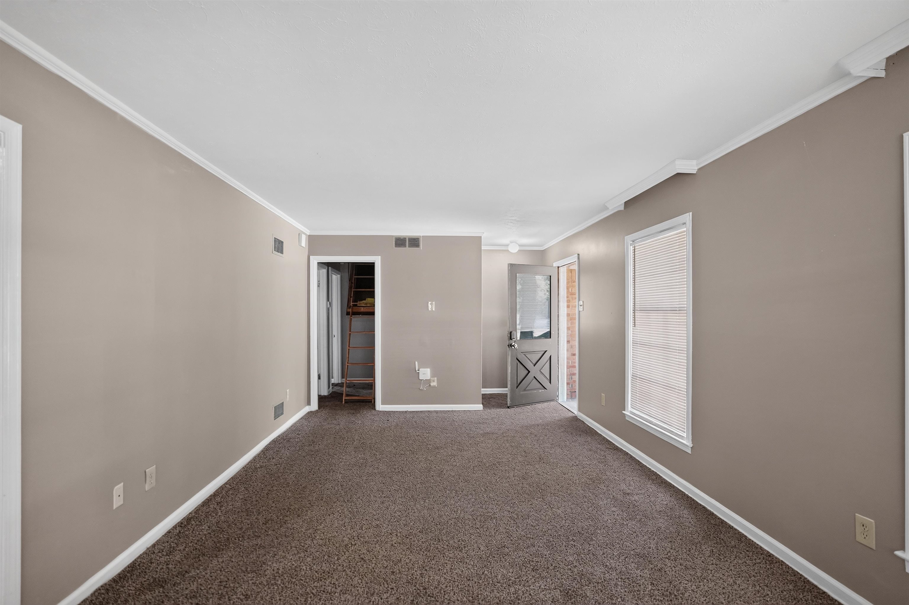 3244 Boxdale St Property Photo 9