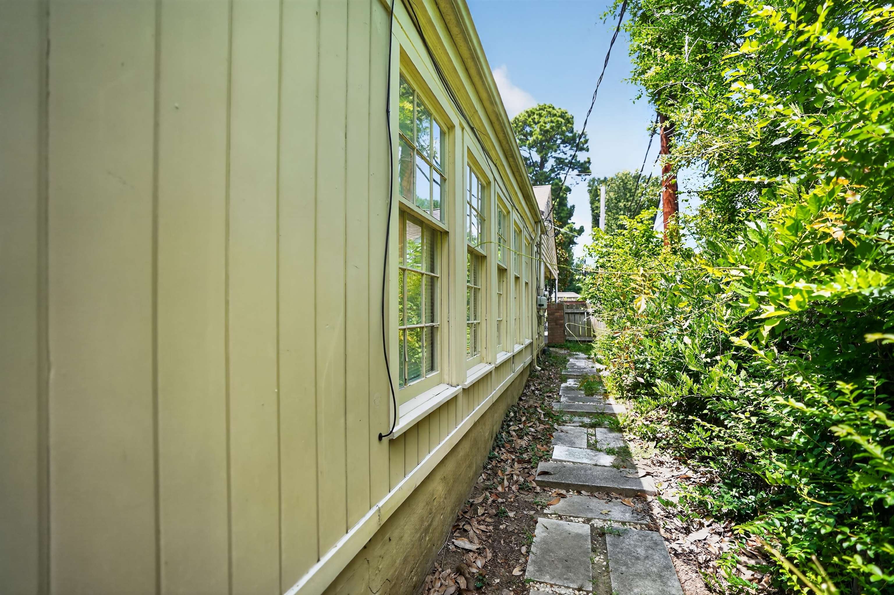 3244 Boxdale St Property Photo 17