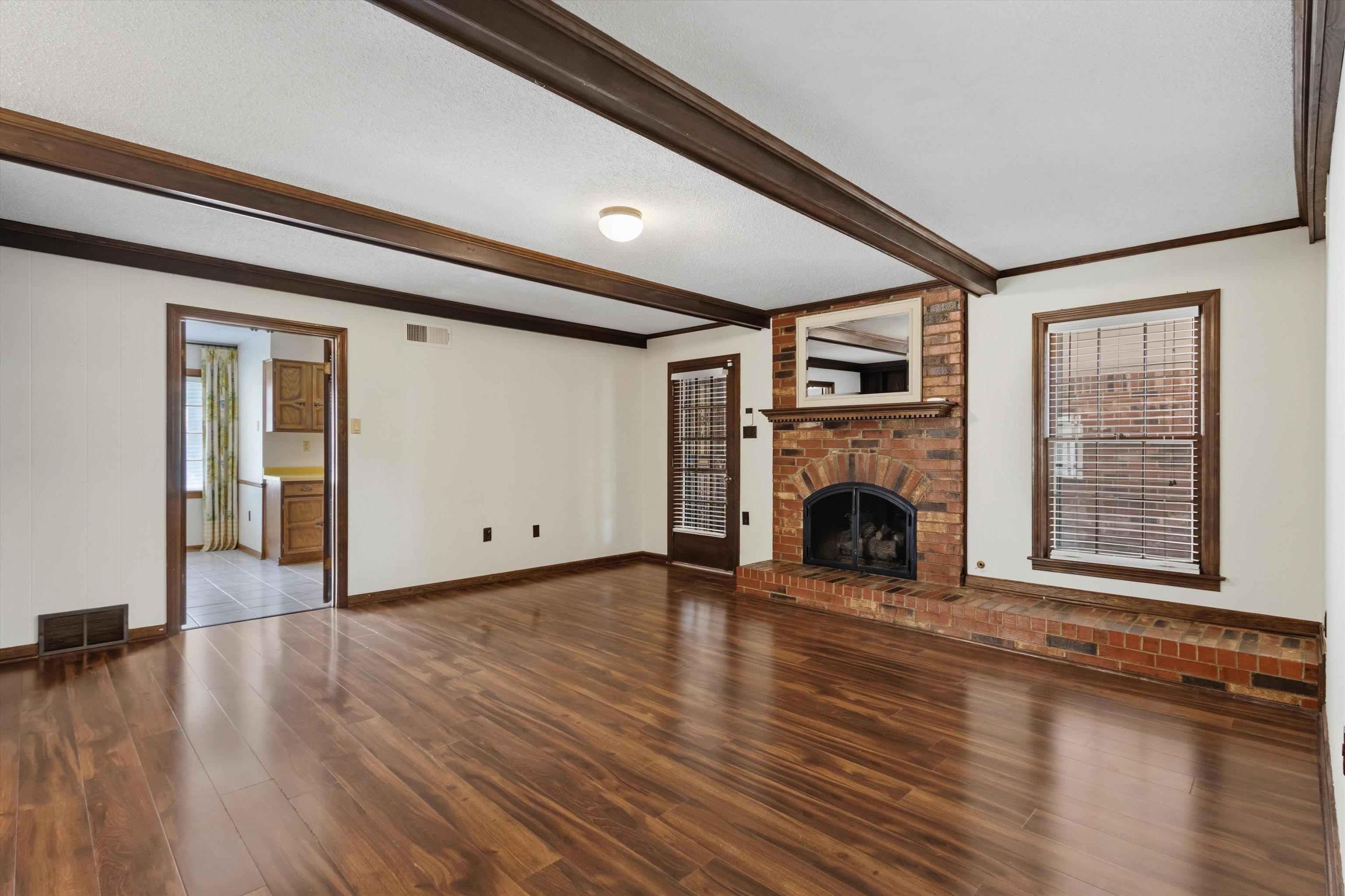 5993 Bridle Path Dr Property Photo 10