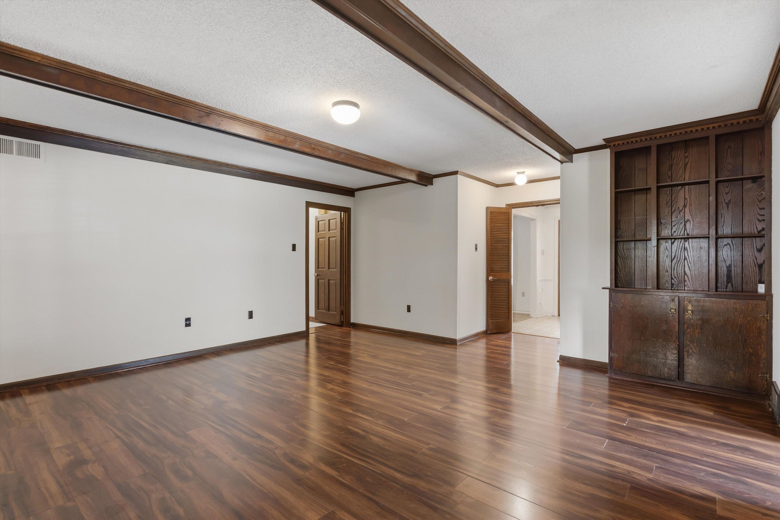 5993 Bridle Path Dr Property Photo 11