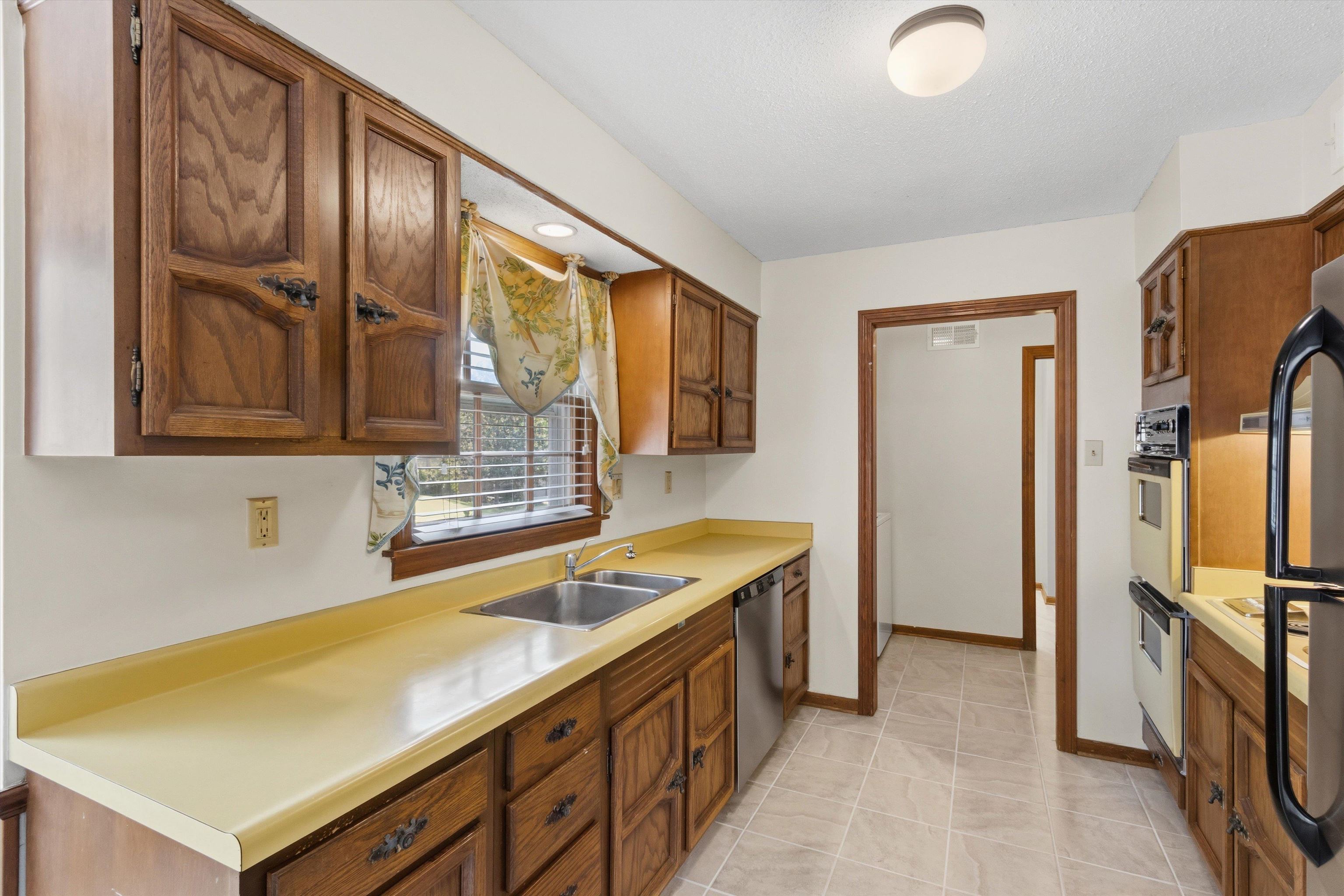 5993 Bridle Path Dr Property Photo 13