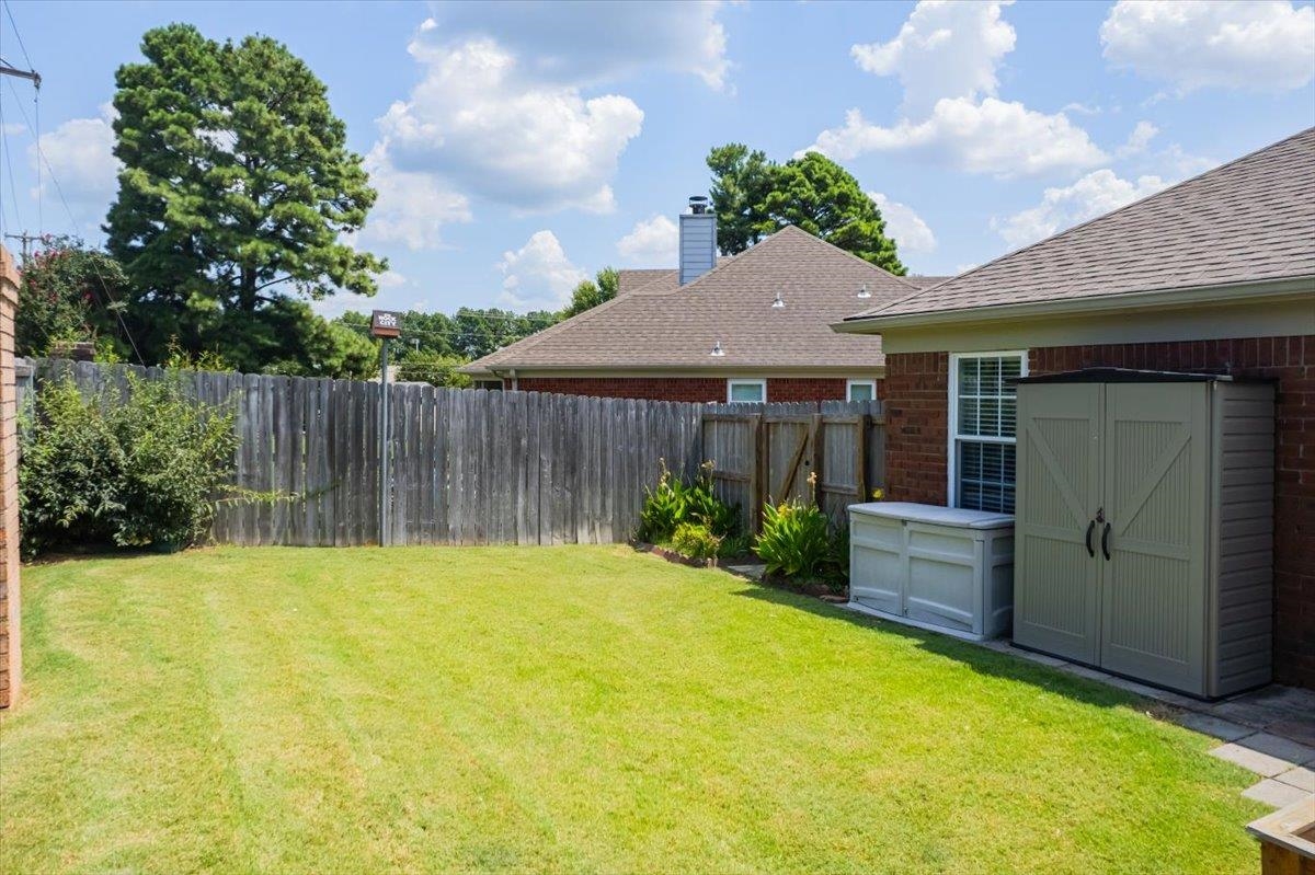 6484 Gillia Cir Property Photo 37