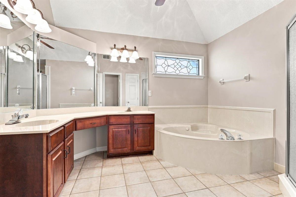 9882 Windward Slope Dr Property Photo 20