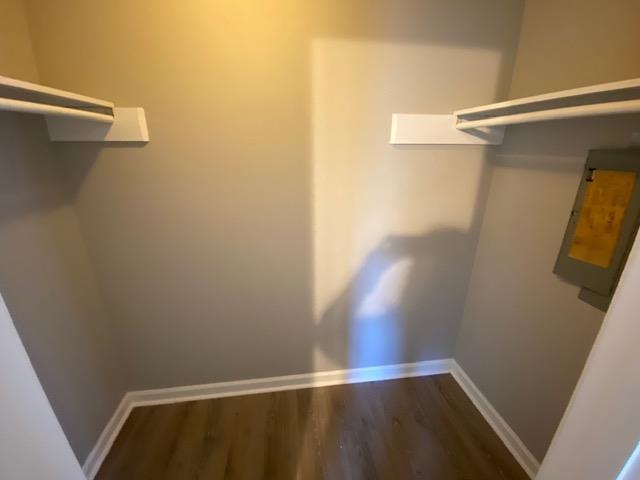 2482 Redvers Ave Property Photo 3