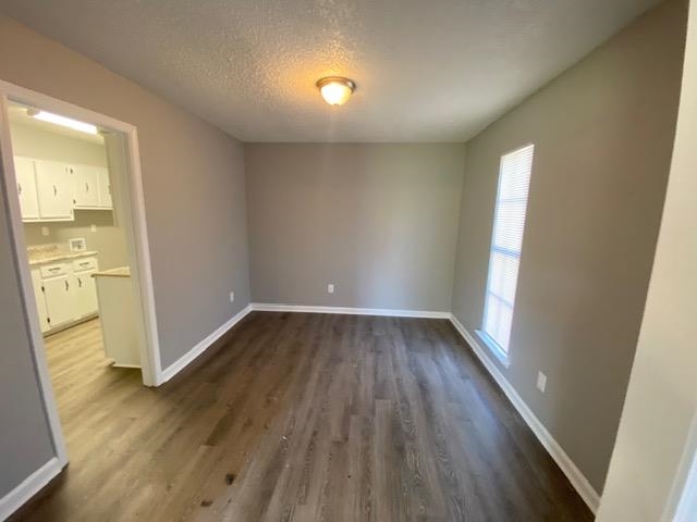 2482 Redvers Ave Property Photo 8