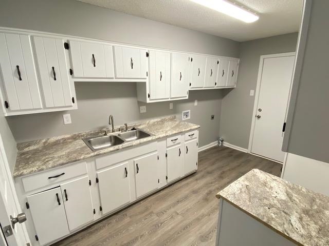 2482 Redvers Ave Property Photo 9