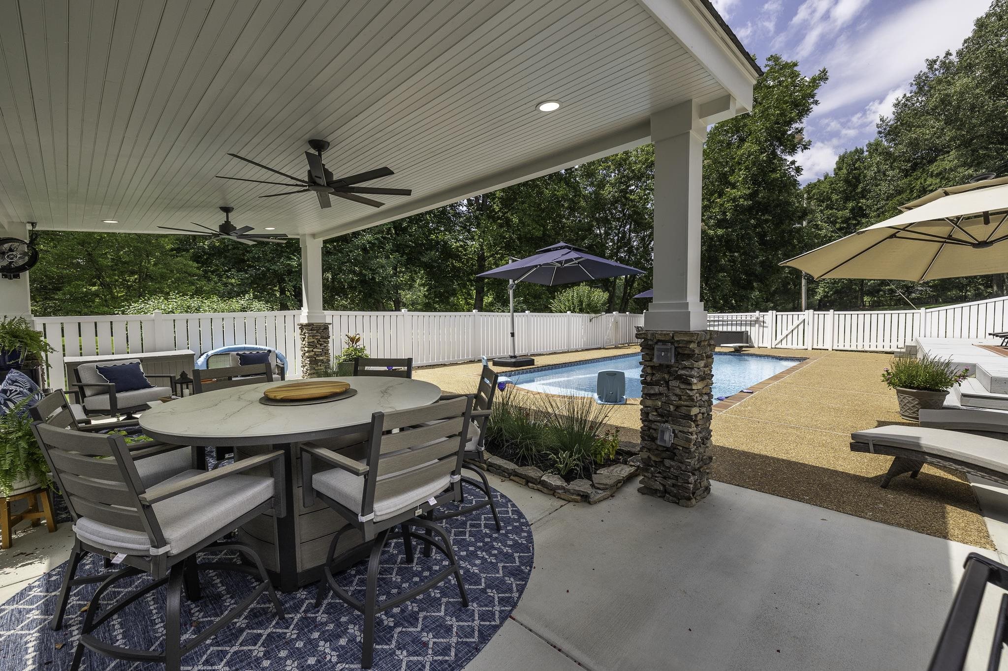 11395 Doublegate Ln Property Photo 11