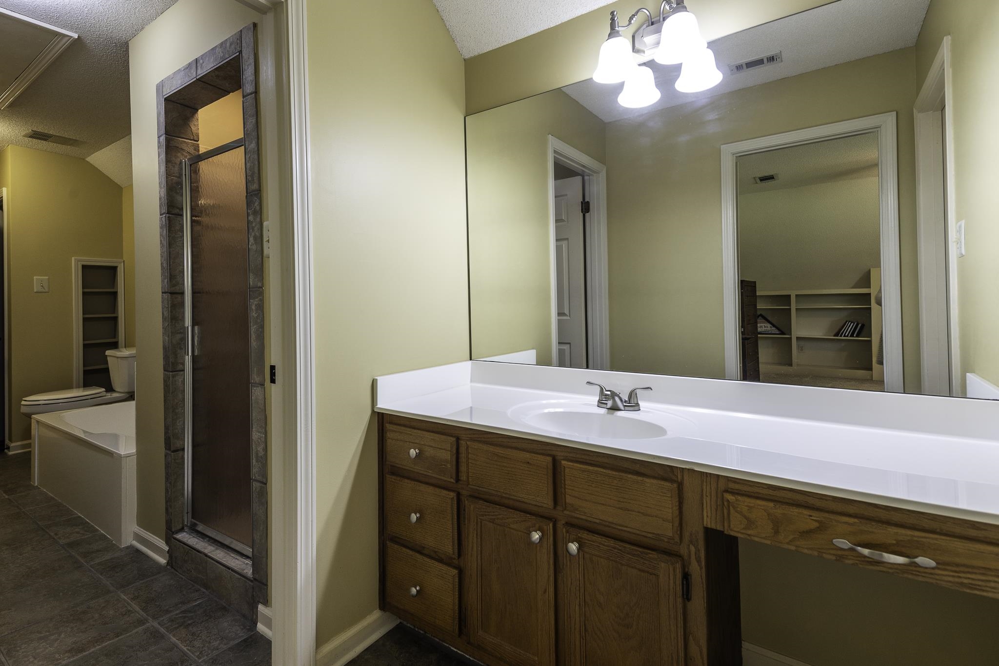 11395 Doublegate Ln Property Photo 32