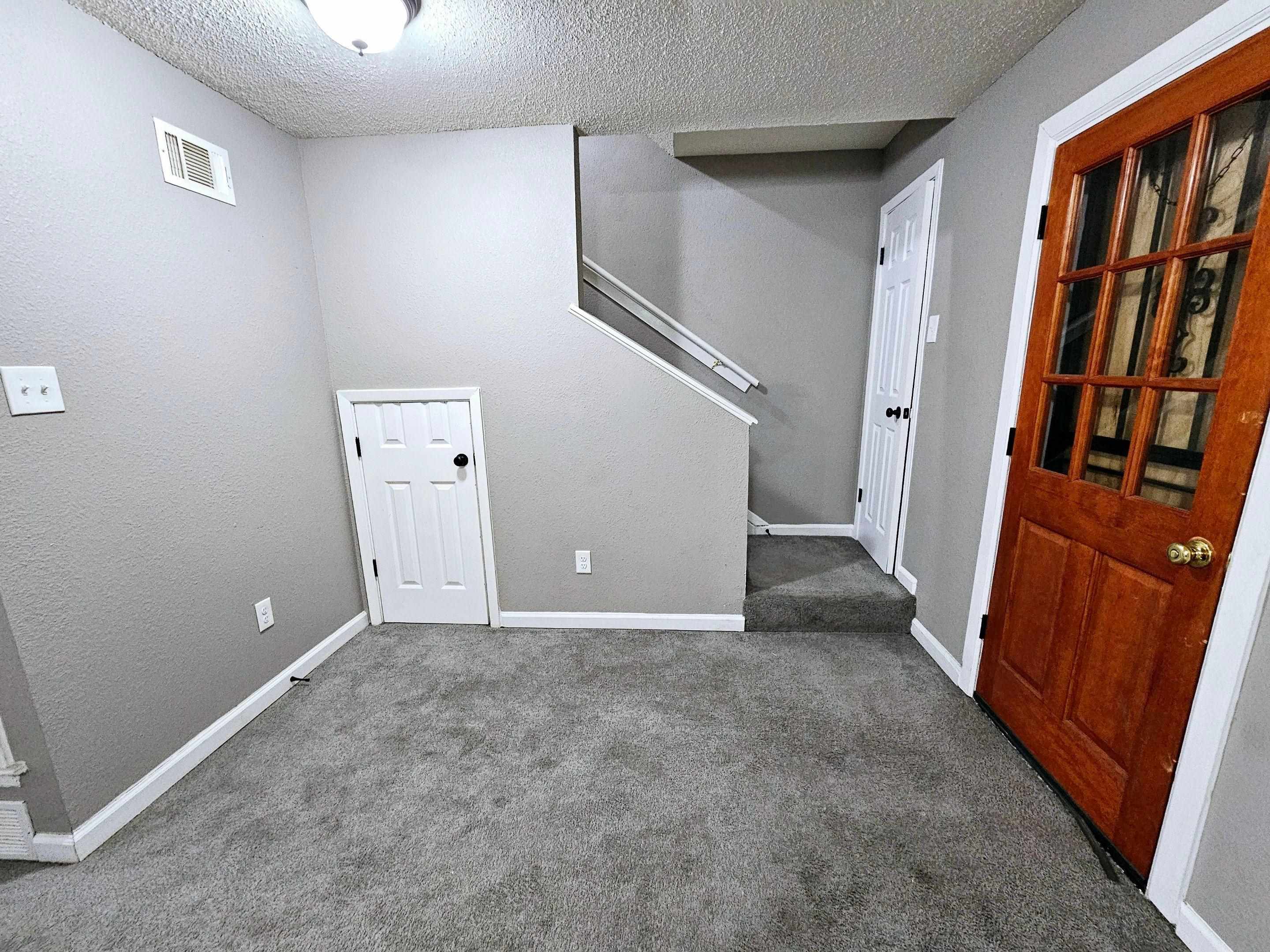 3760-3762 Maple Leaf Cv Property Photo 2