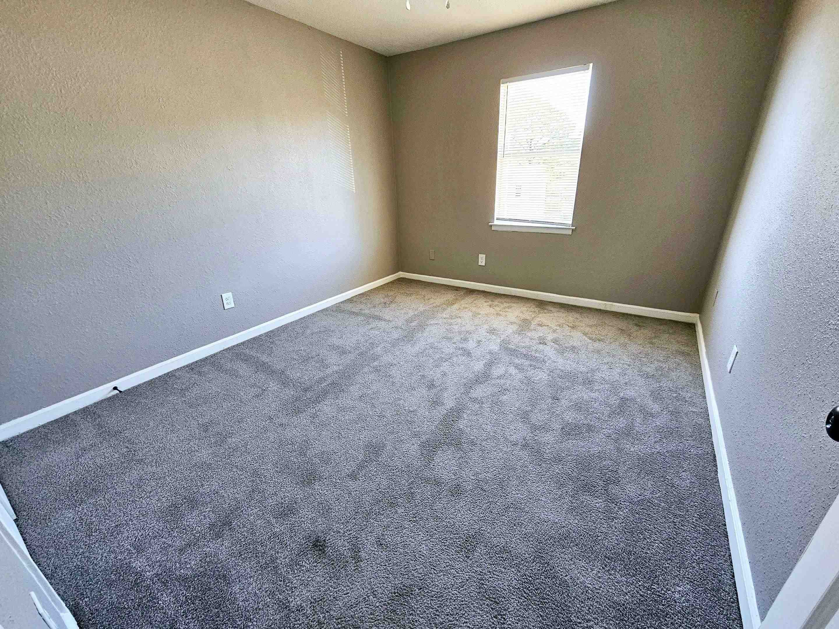 3760-3762 Maple Leaf Cv Property Photo 9
