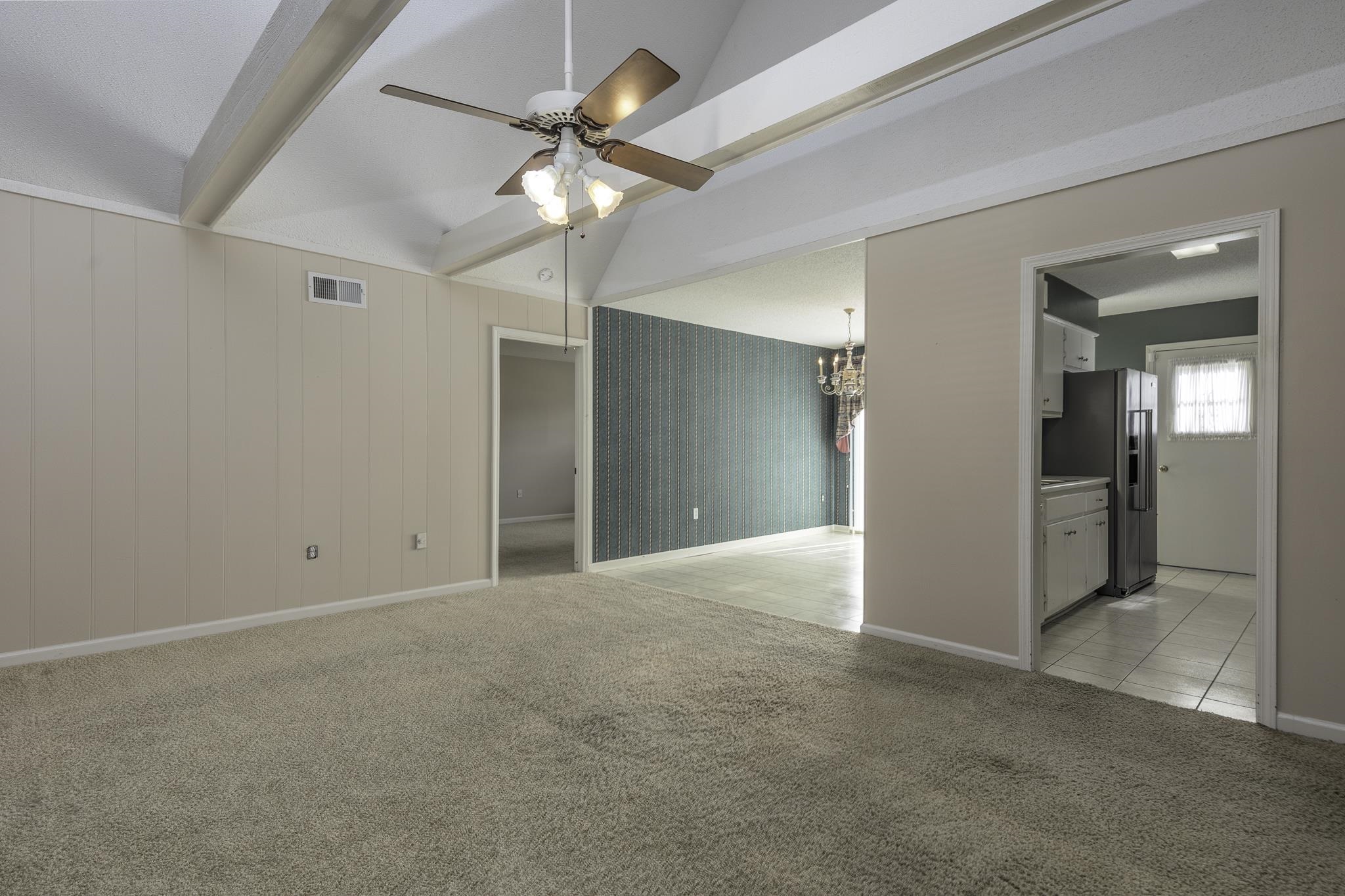 4150 Mimosa Hill Ln Property Photo 17