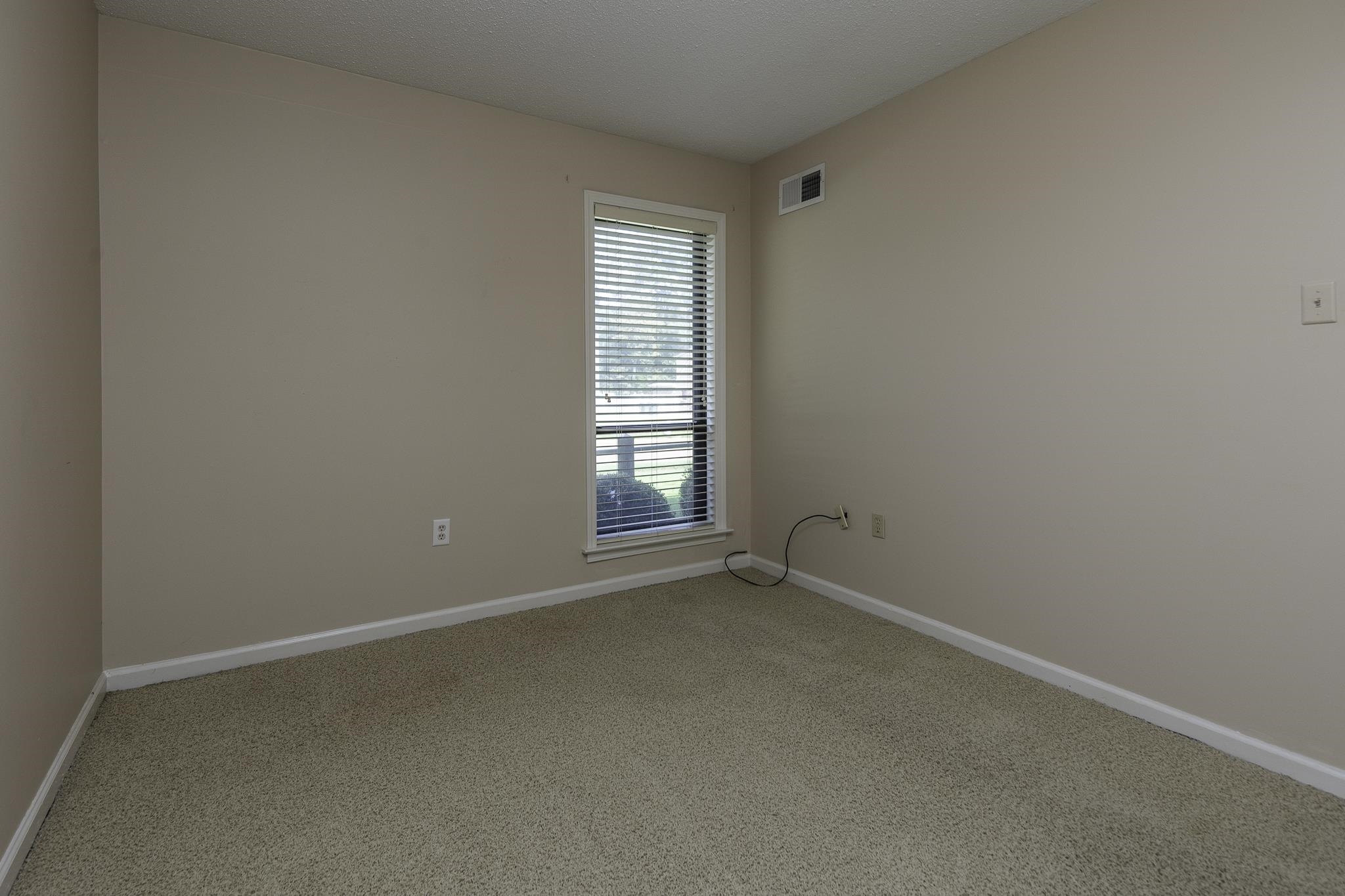 4150 Mimosa Hill Ln Property Photo 22