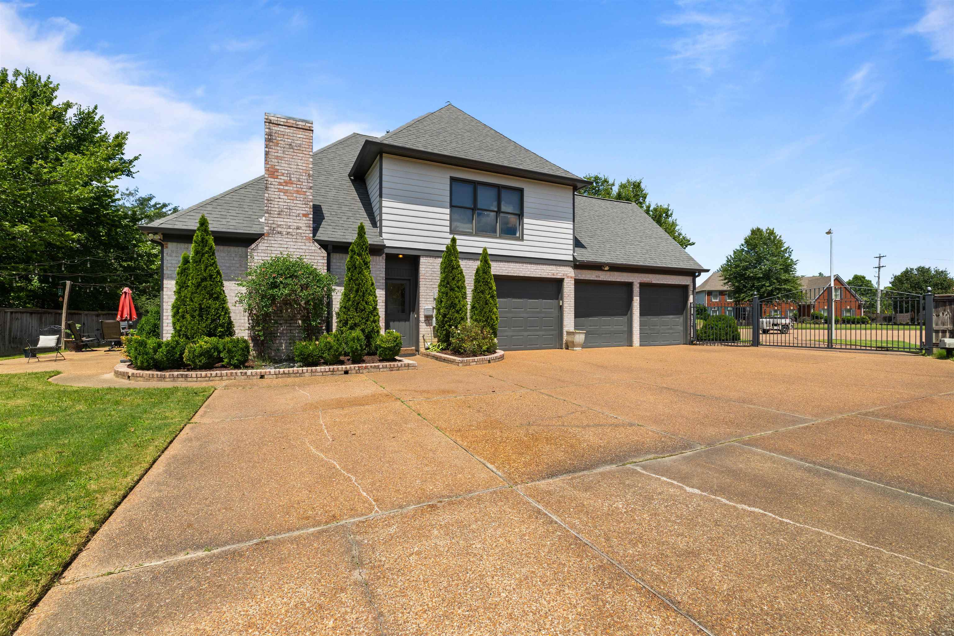 8935 W Grovelawn Cv W Property Photo 36