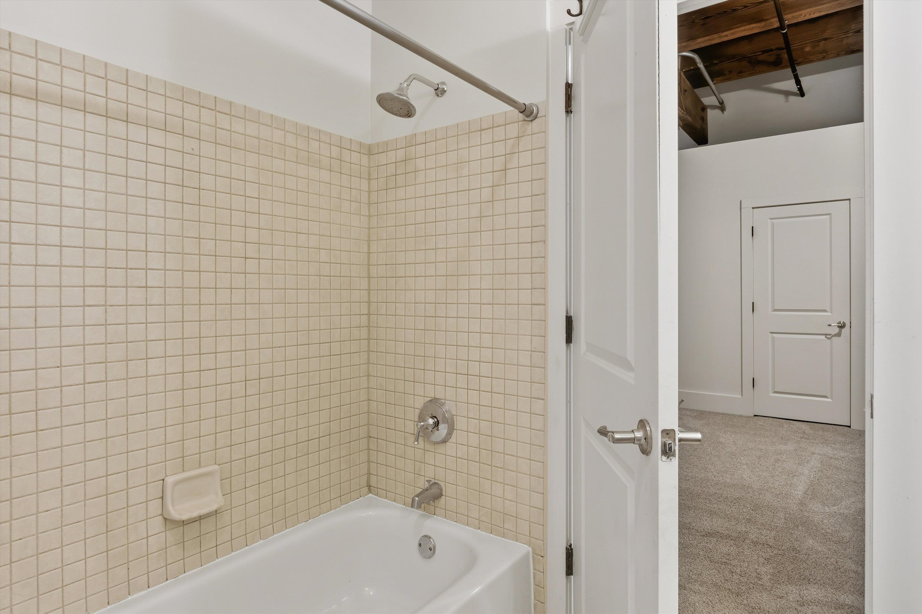 420 S Front St 407 Property Photo 15