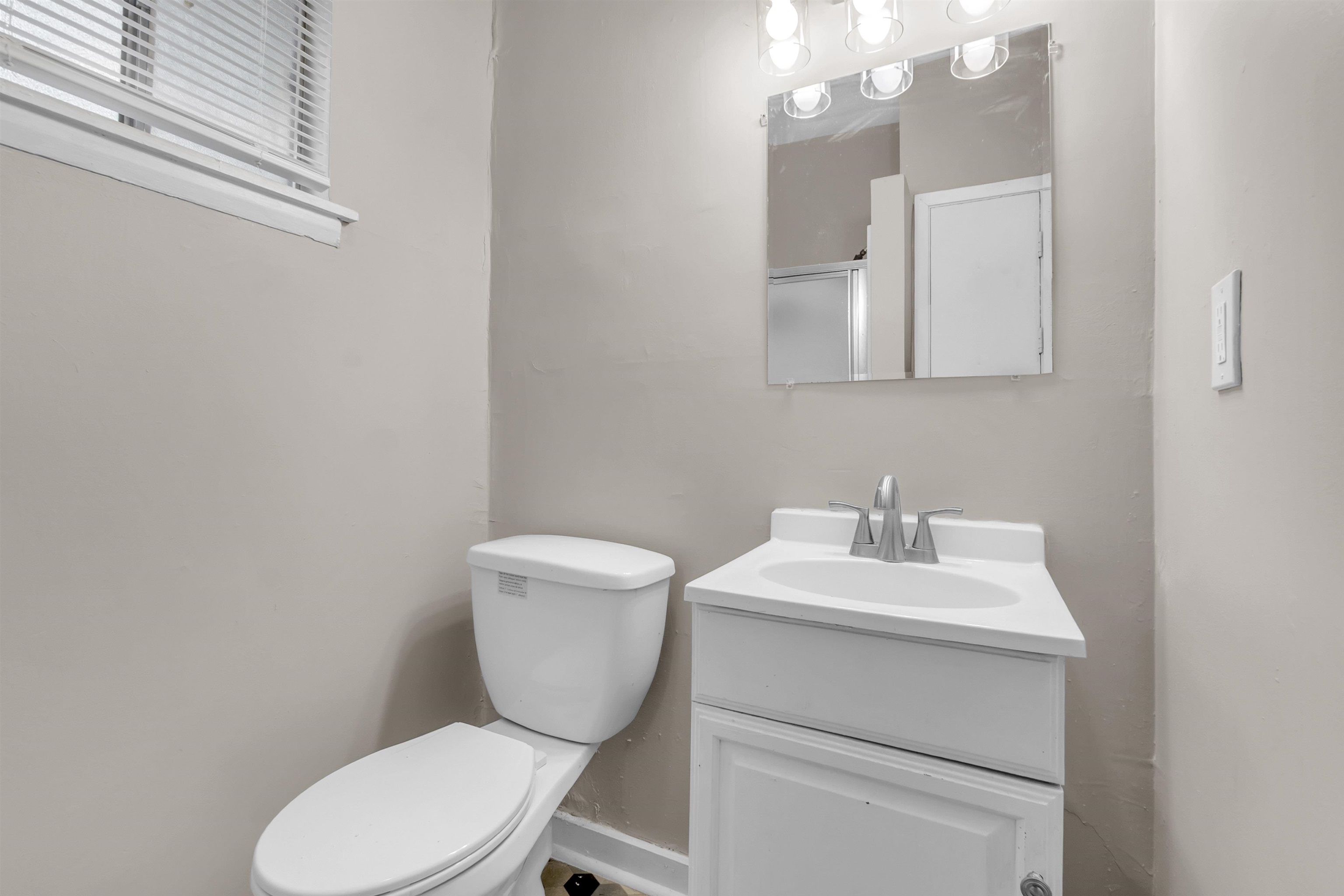 342 N Claybrook St Property Photo 11