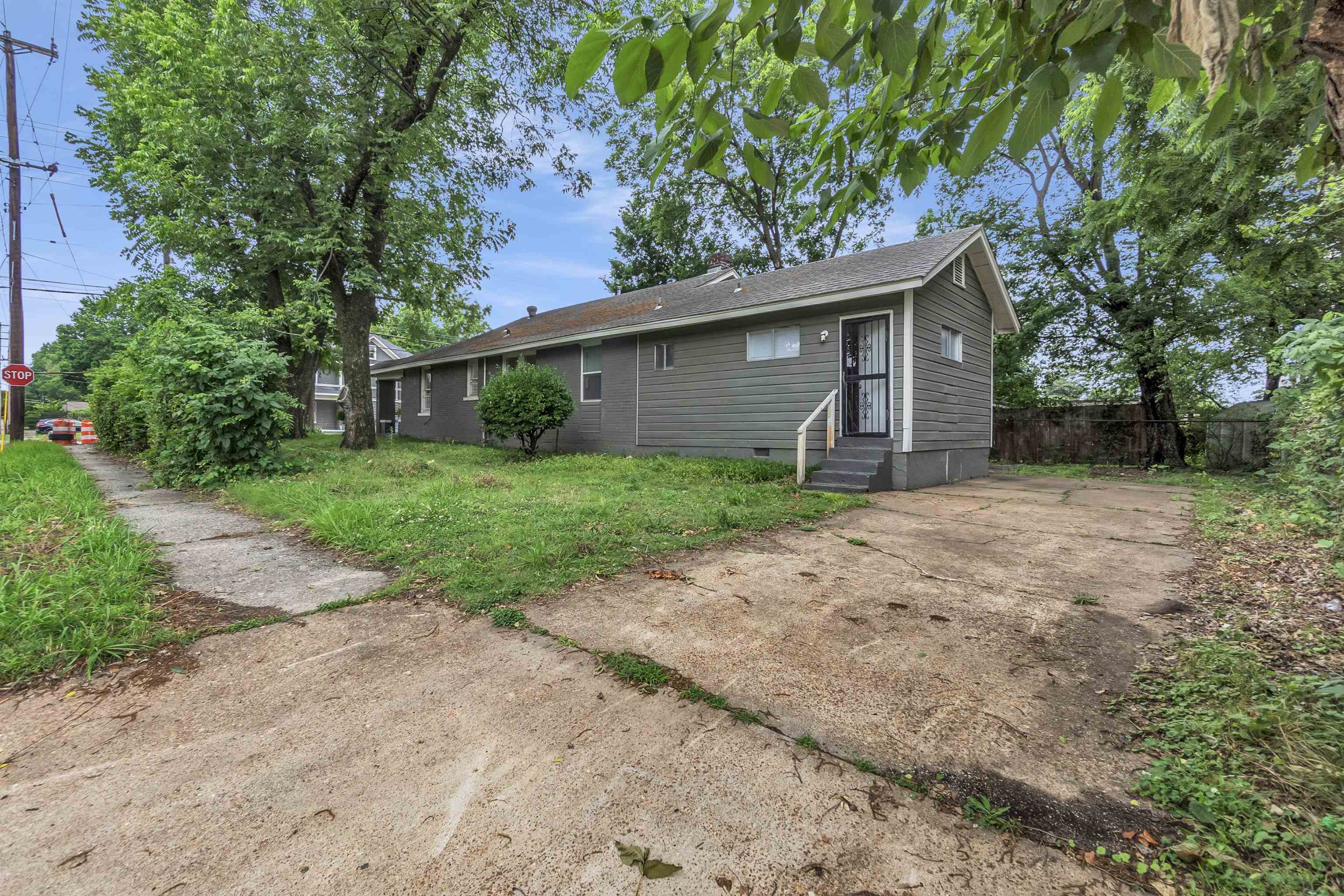342 N Claybrook St Property Photo 21