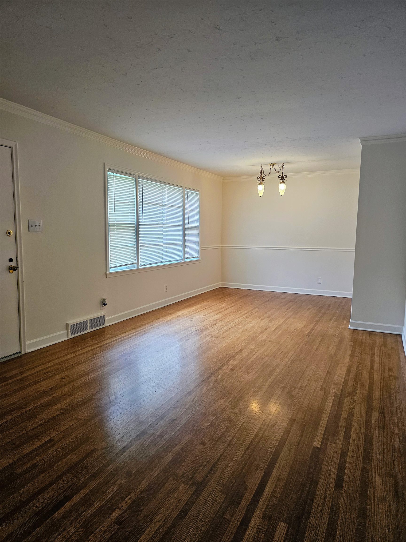 4762 Verne Rd Property Photo 2