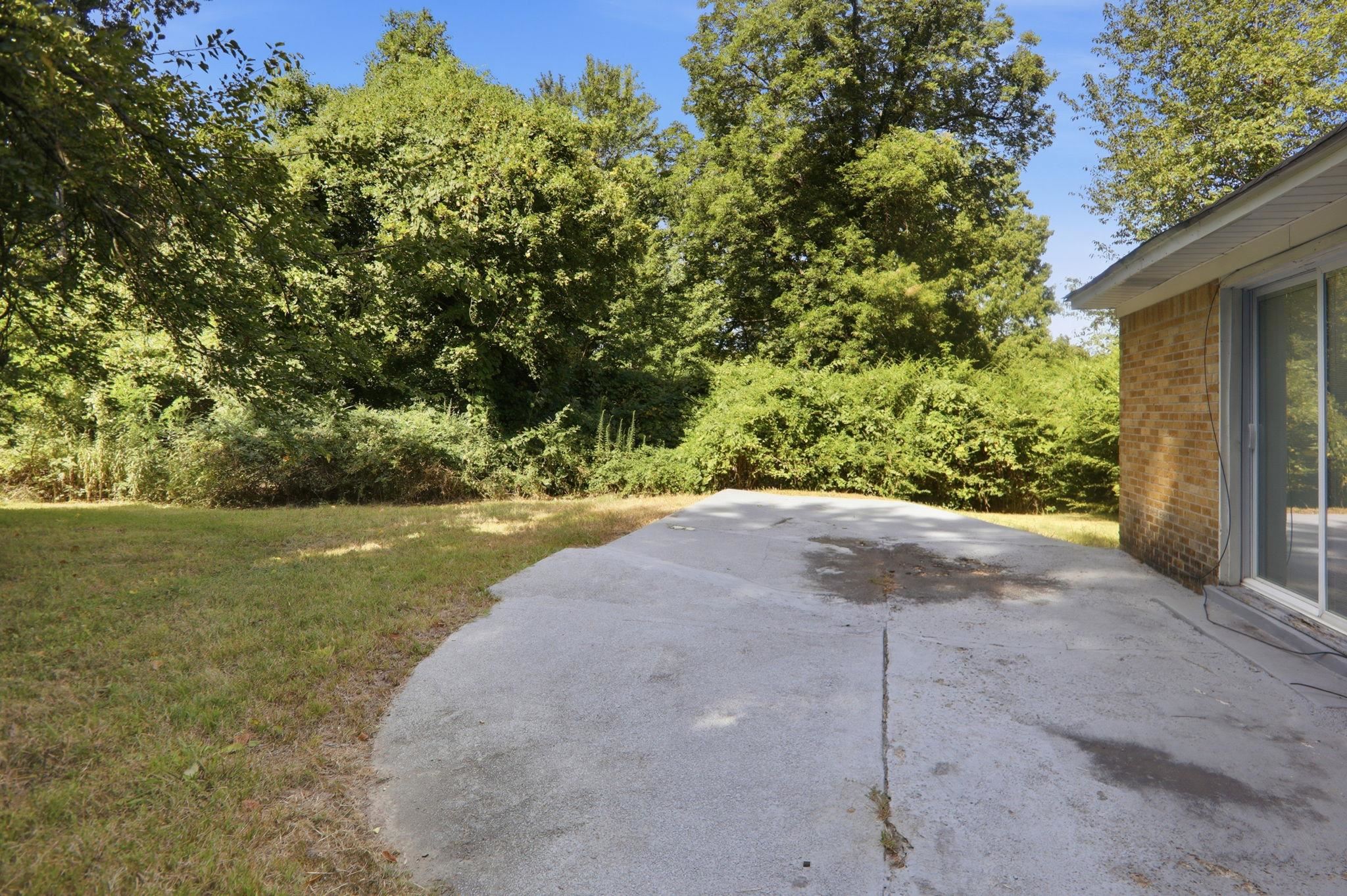 1997 Corning Ave Property Photo 14
