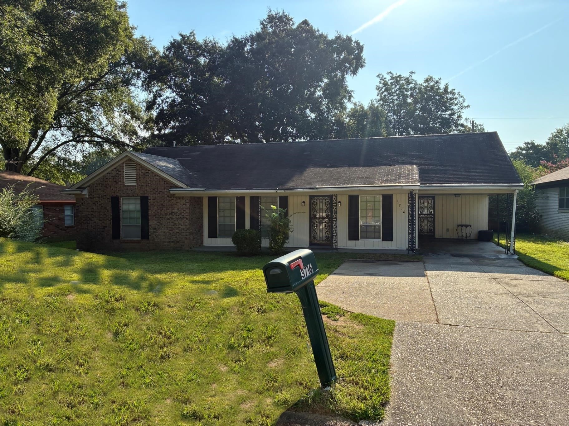 3716 NAYLOR DR Property Photo 1