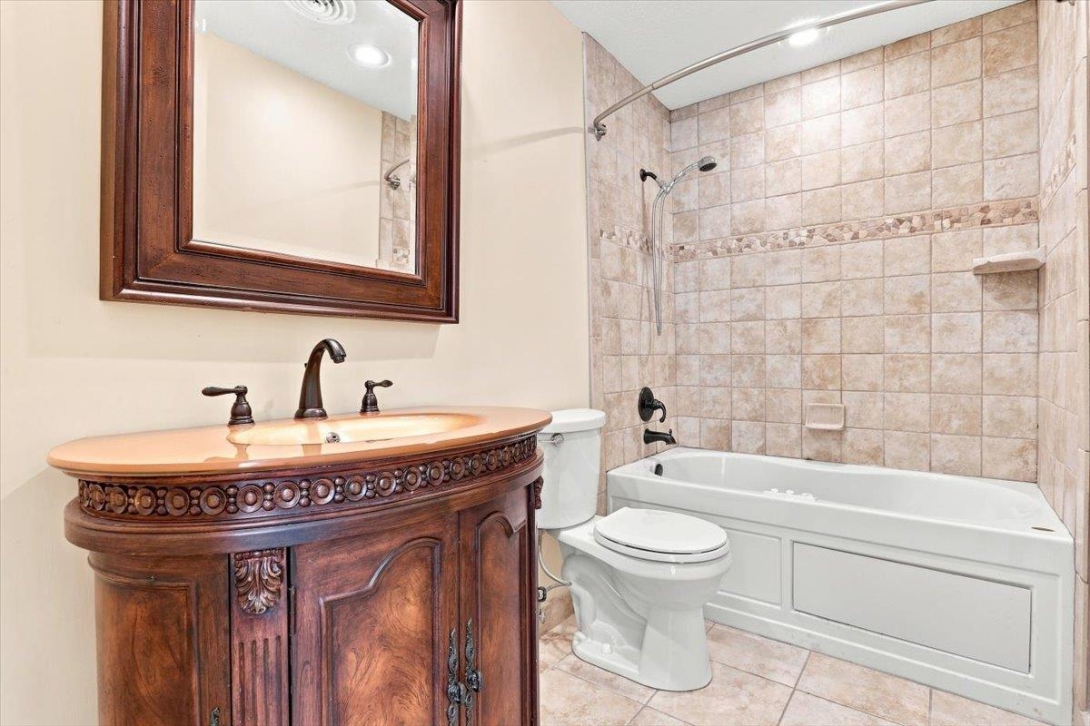 1935 Innsbruck Dr 45 Property Photo 18