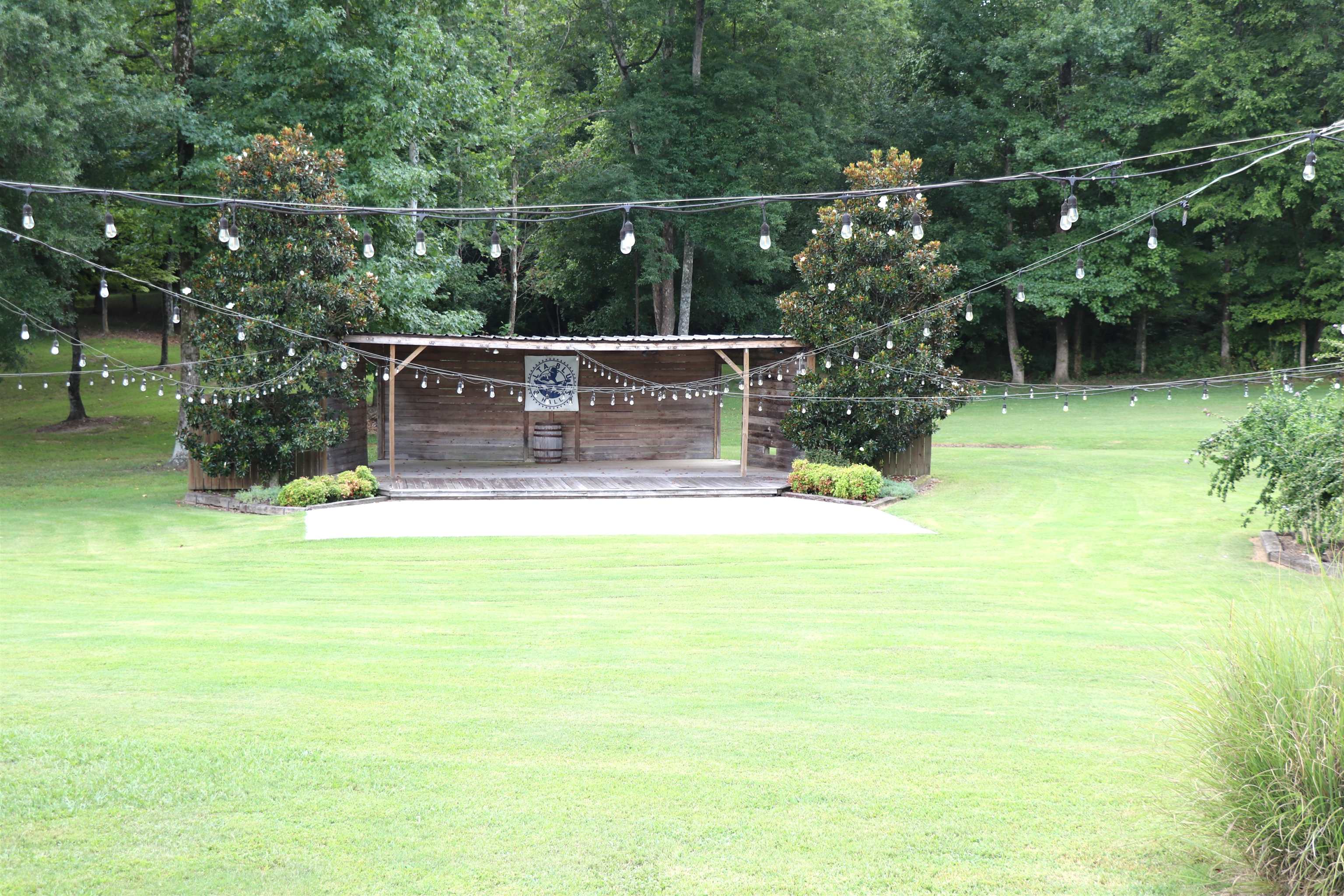 6585 Stewart Rd Property Photo 15
