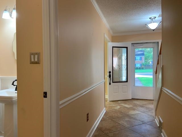 8038 Sparkling Lake Cv Property Photo 24