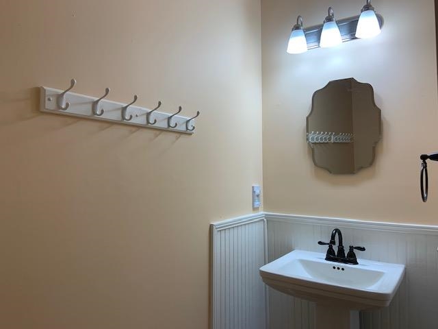 8038 Sparkling Lake Cv Property Photo 25