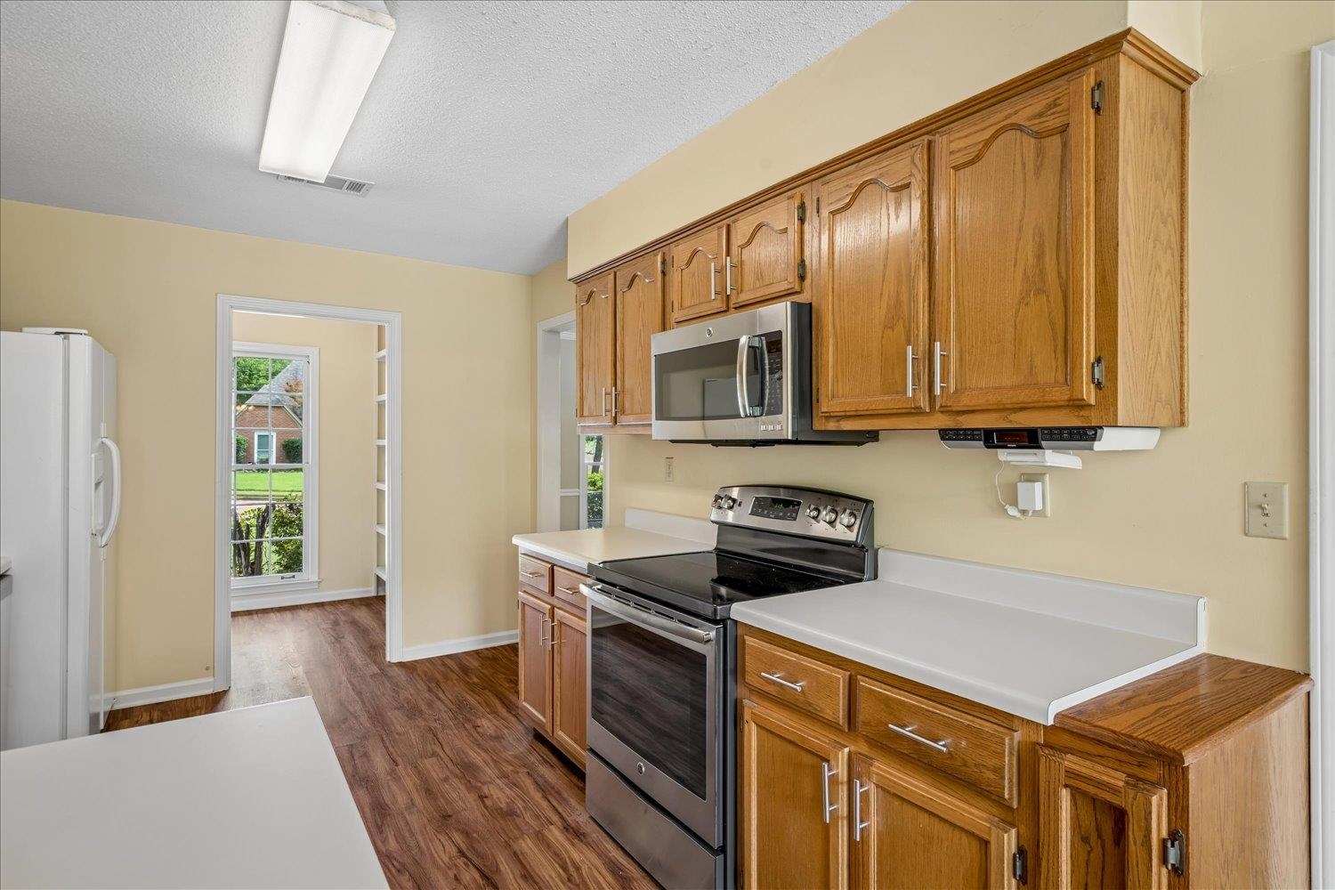 8708 Oak Trail Ln Property Photo 10