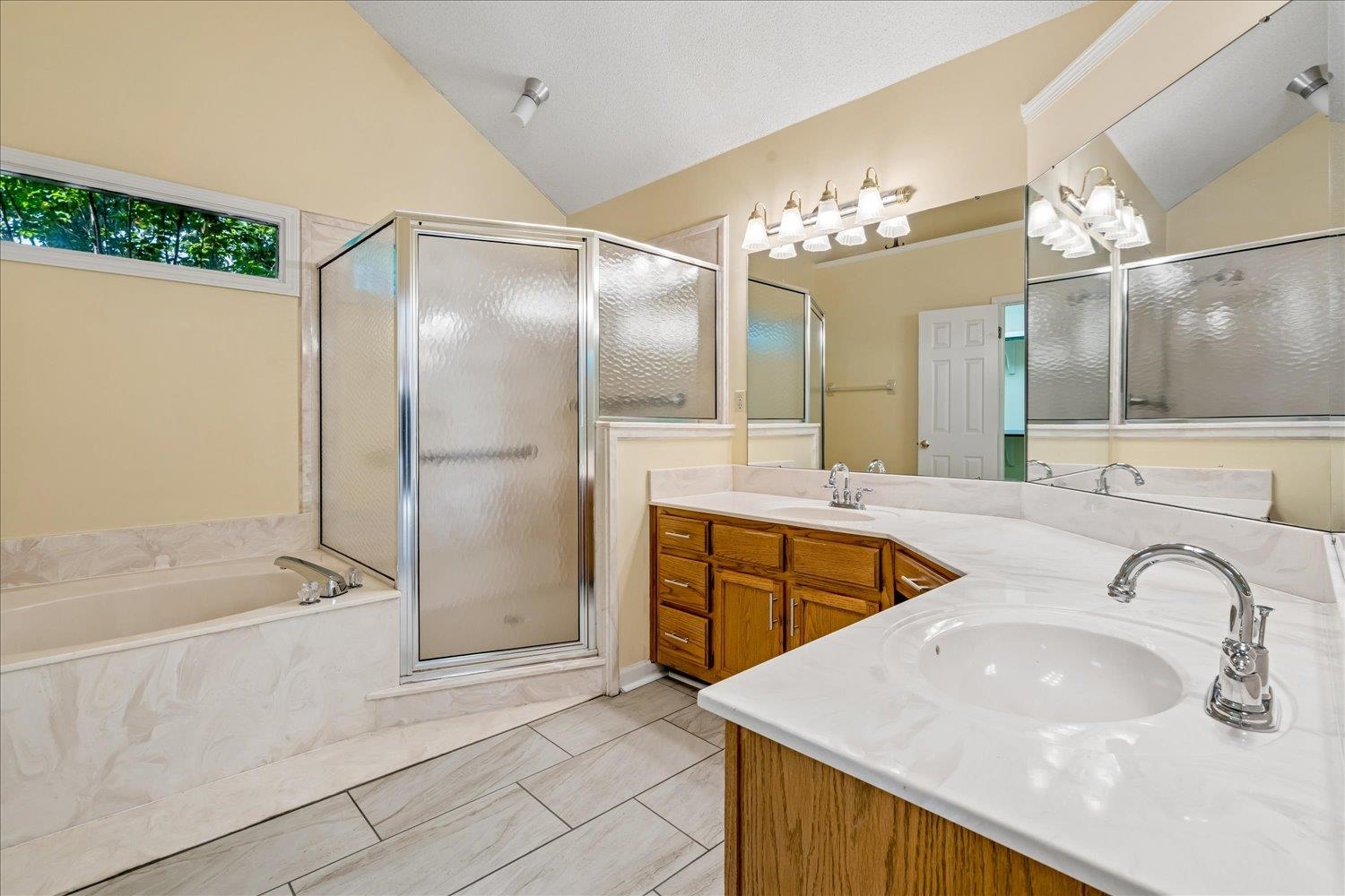 8708 Oak Trail Ln Property Photo 18