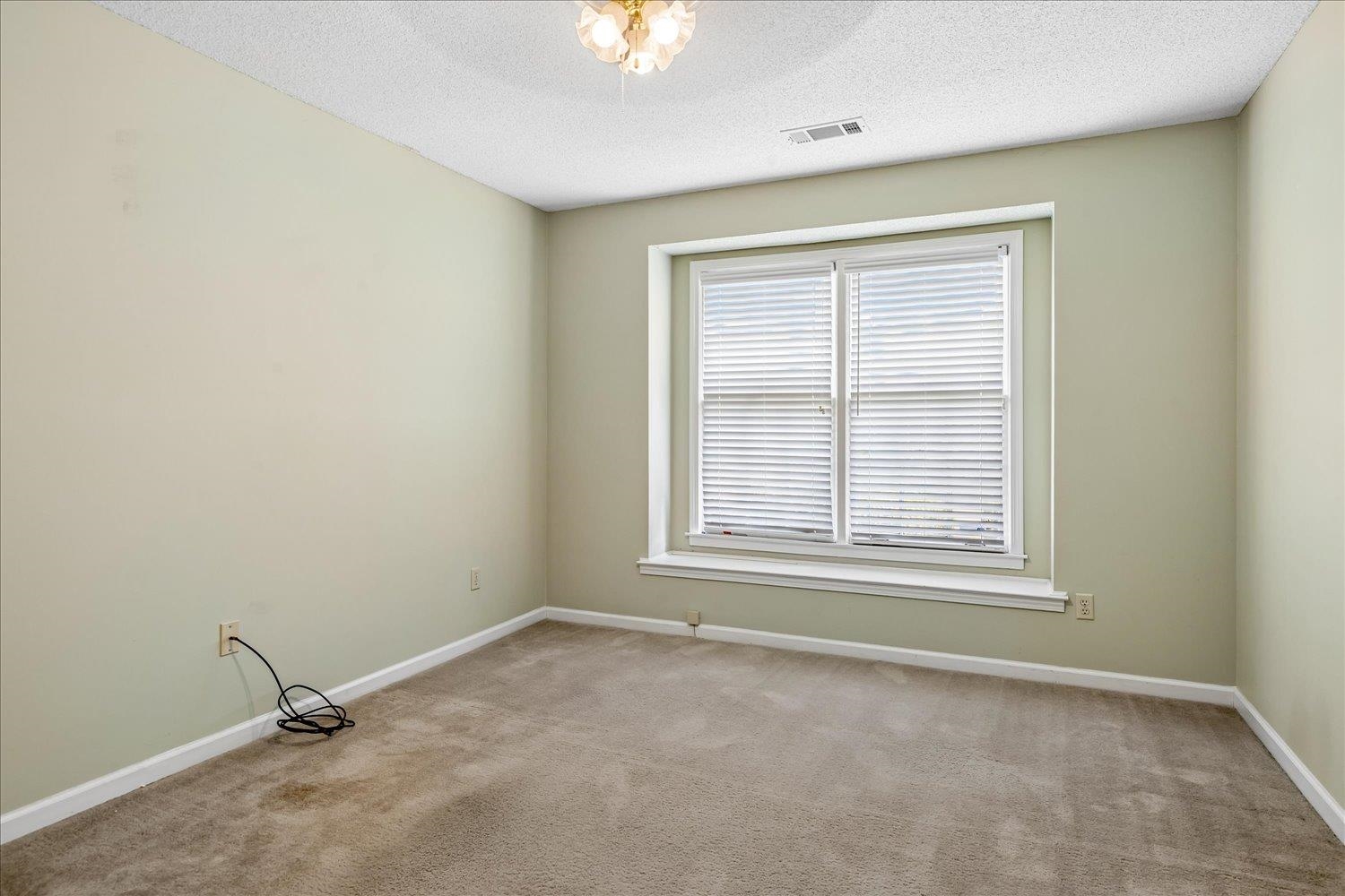 8708 Oak Trail Ln Property Photo 22