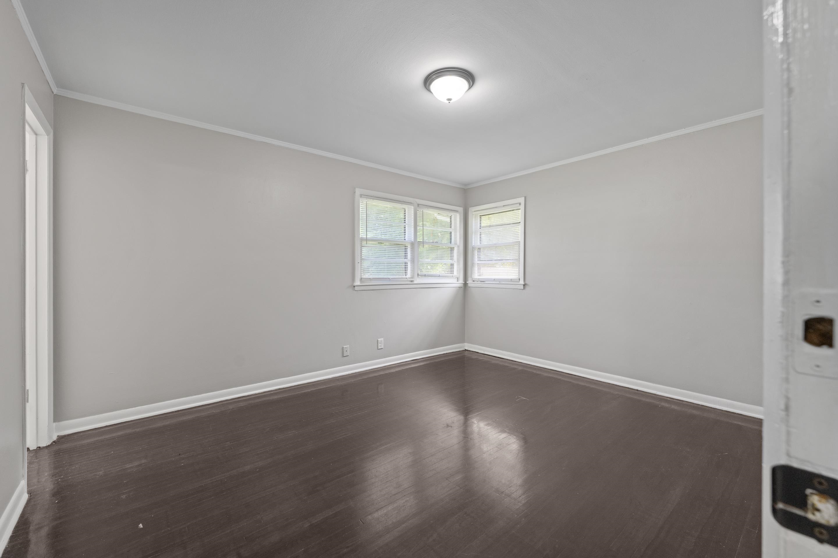 4064 Hermitage Dr Property Photo 12
