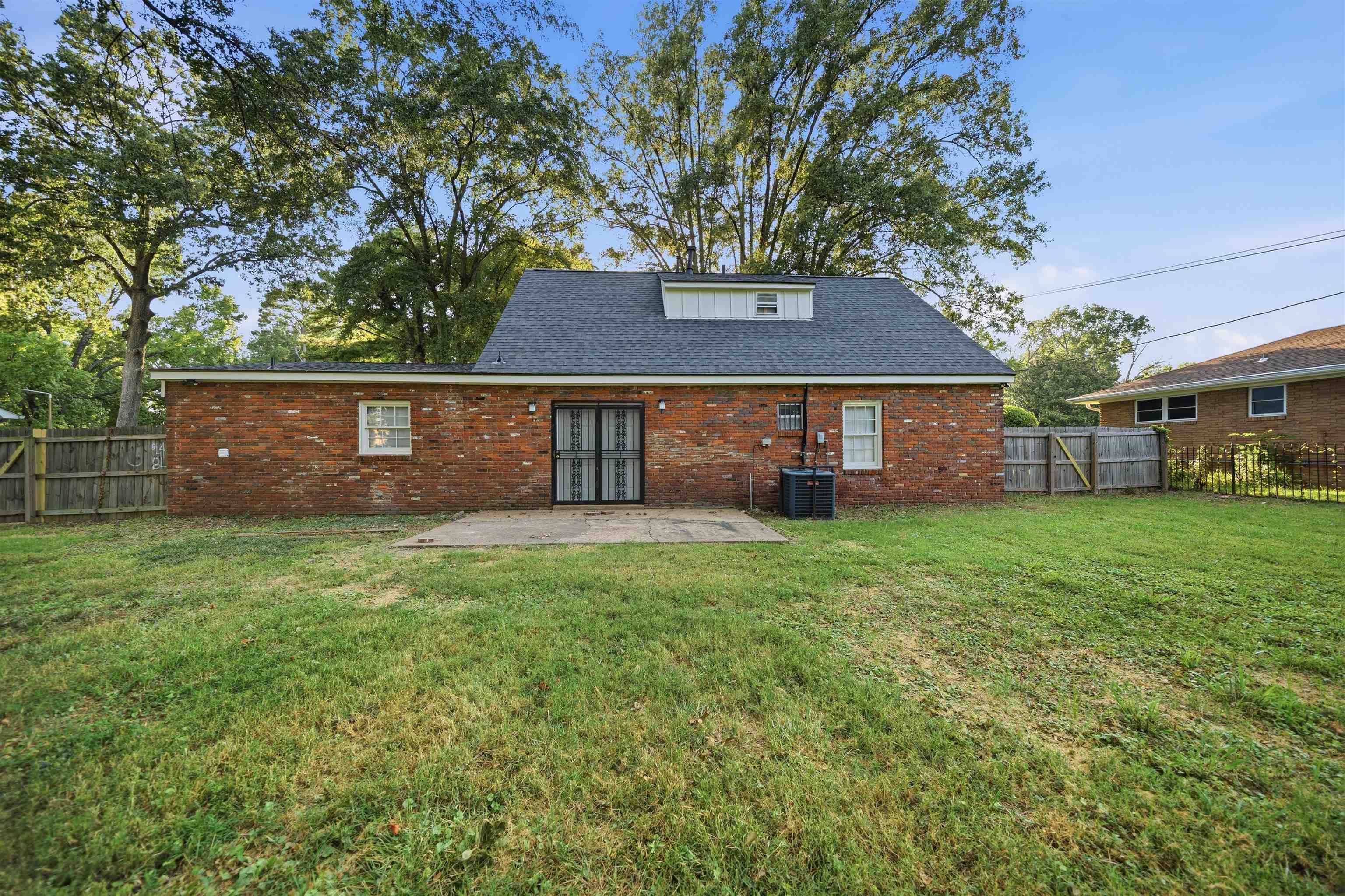4516 Paula Dr Property Photo 18