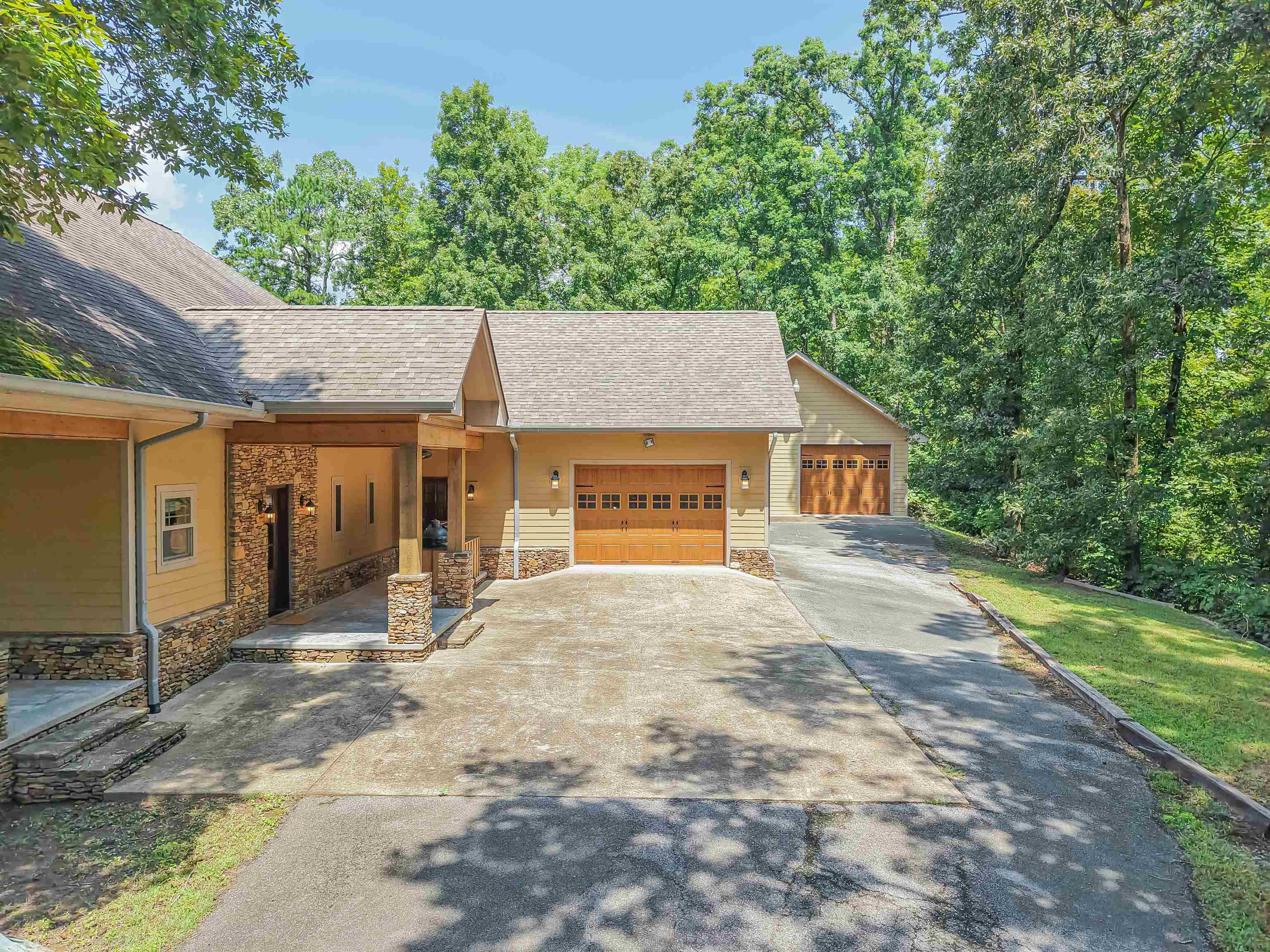 3395 Bruton Branch Rd Property Photo 5