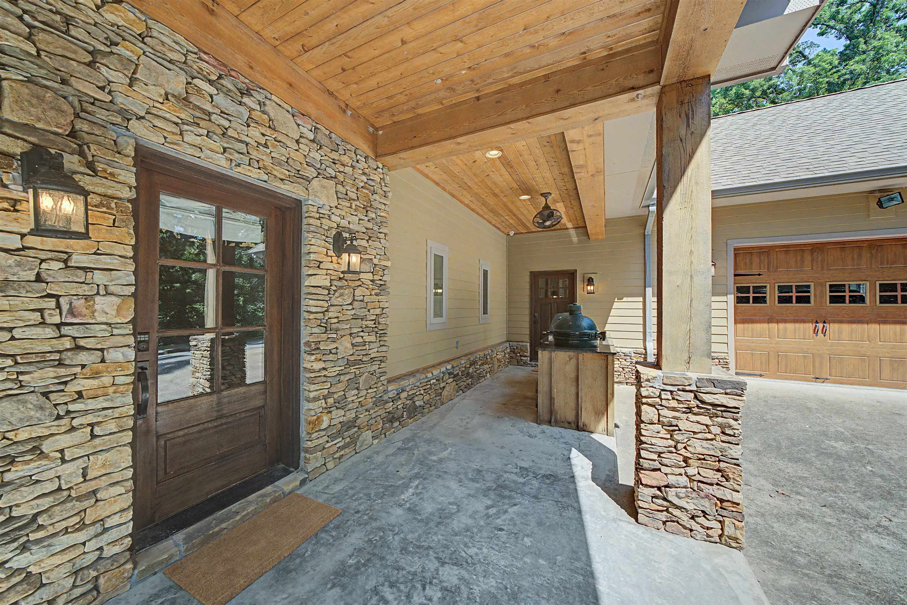 3395 Bruton Branch Rd Property Photo 6