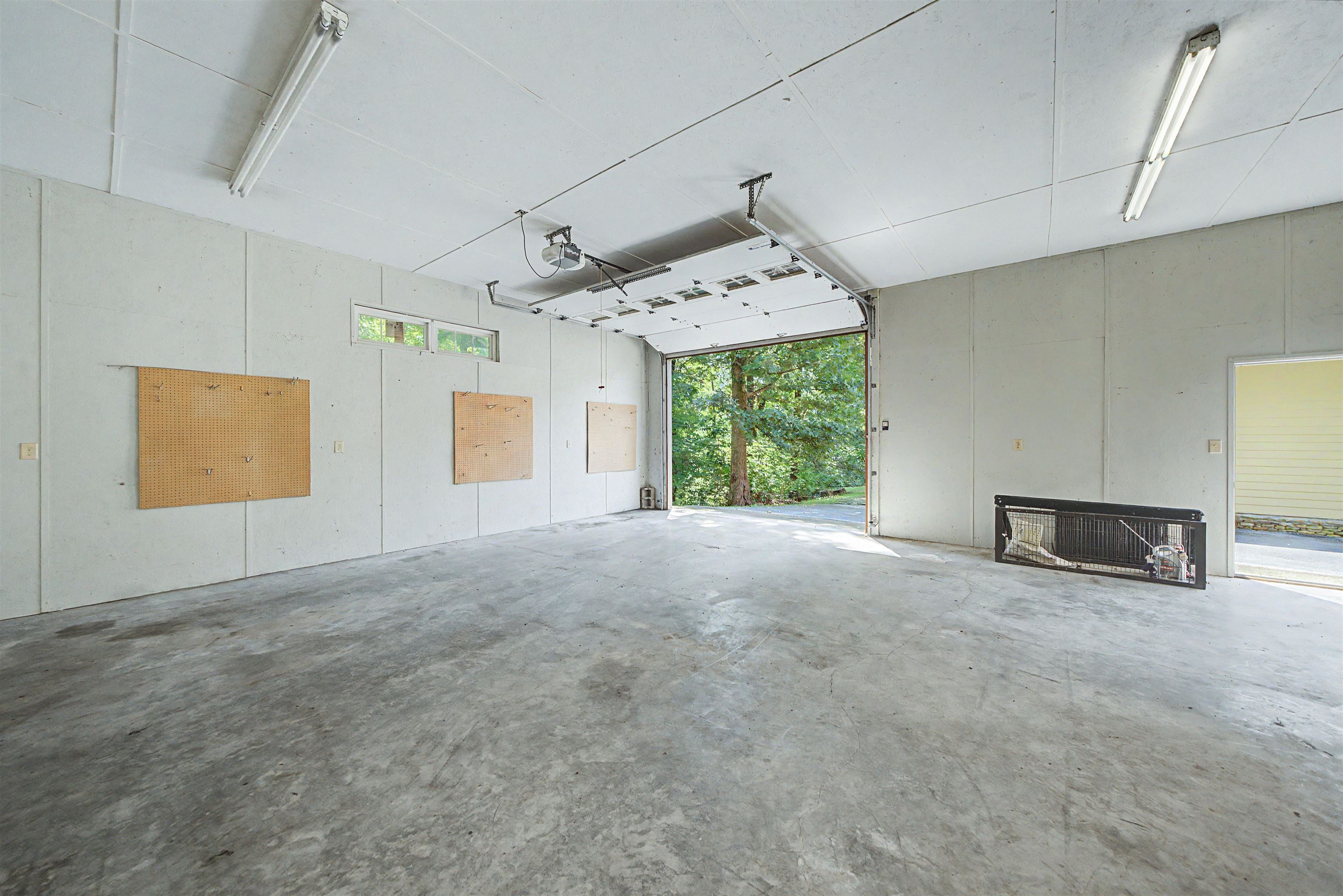 3395 Bruton Branch Rd Property Photo 32