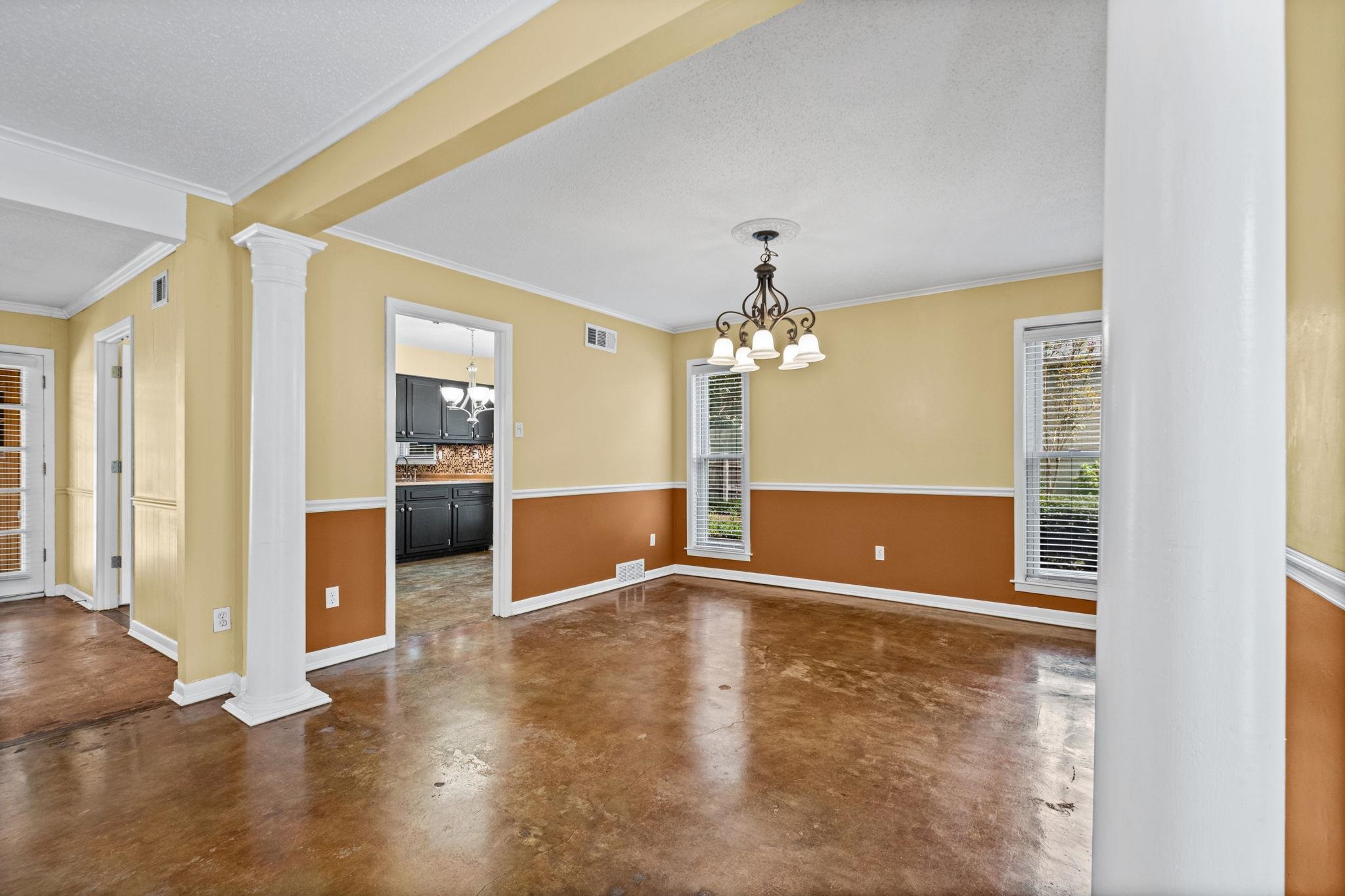 2174 Montego Dr Property Photo 15