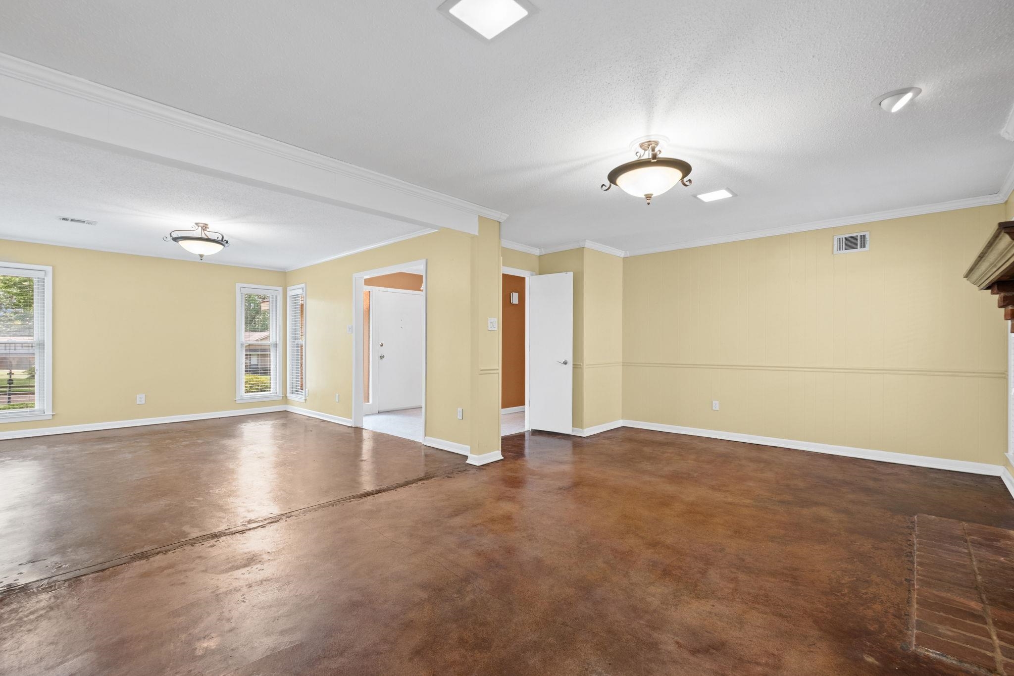 2174 Montego Dr Property Photo 19
