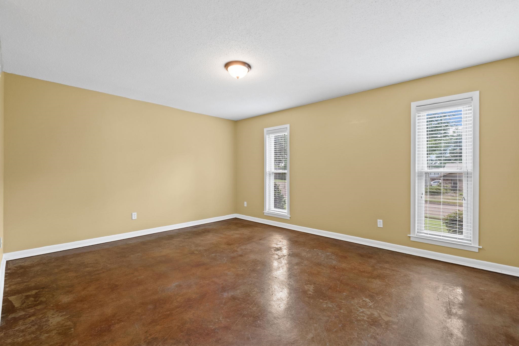 2174 Montego Dr Property Photo 20