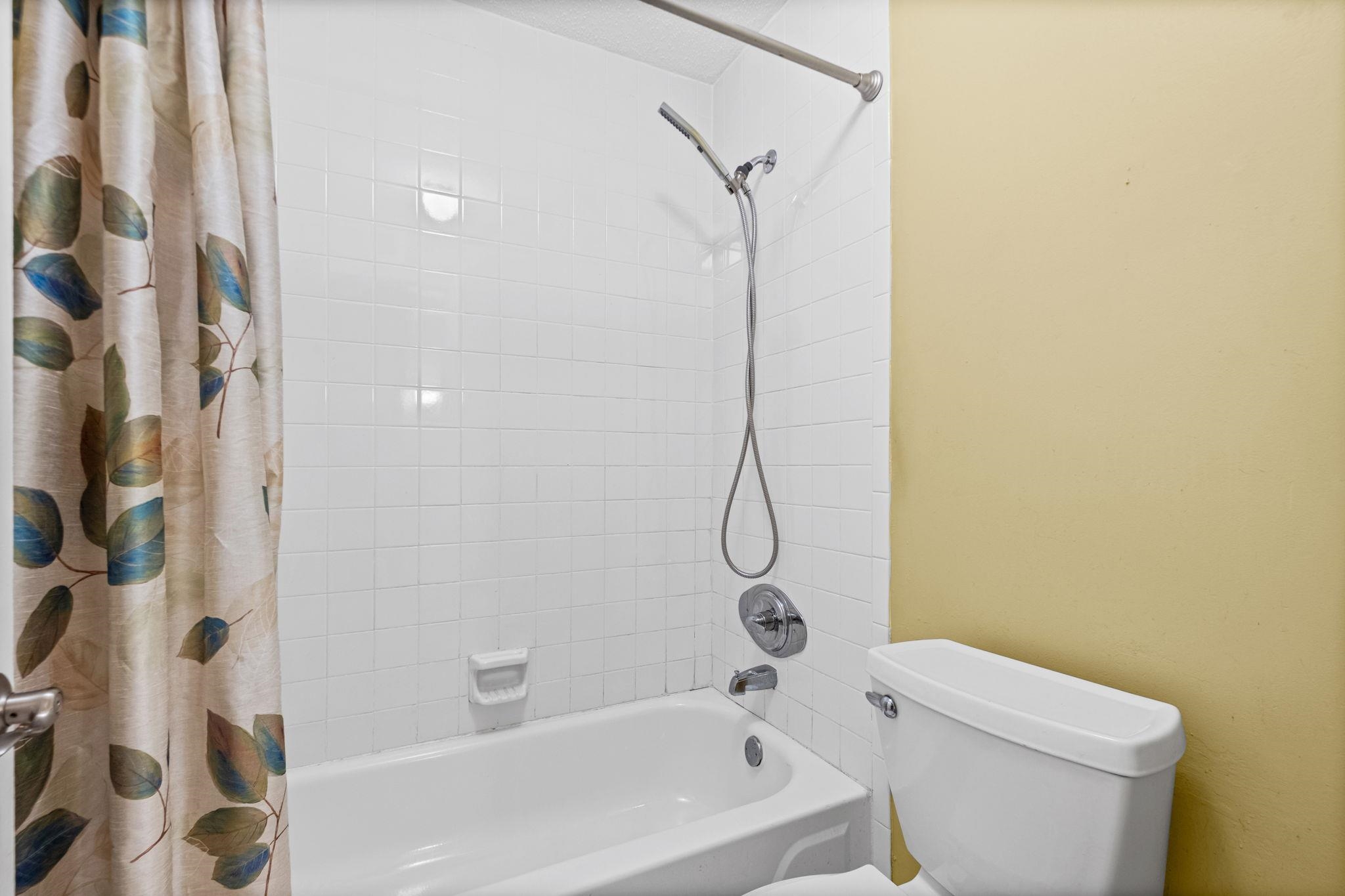 2174 Montego Dr Property Photo 23