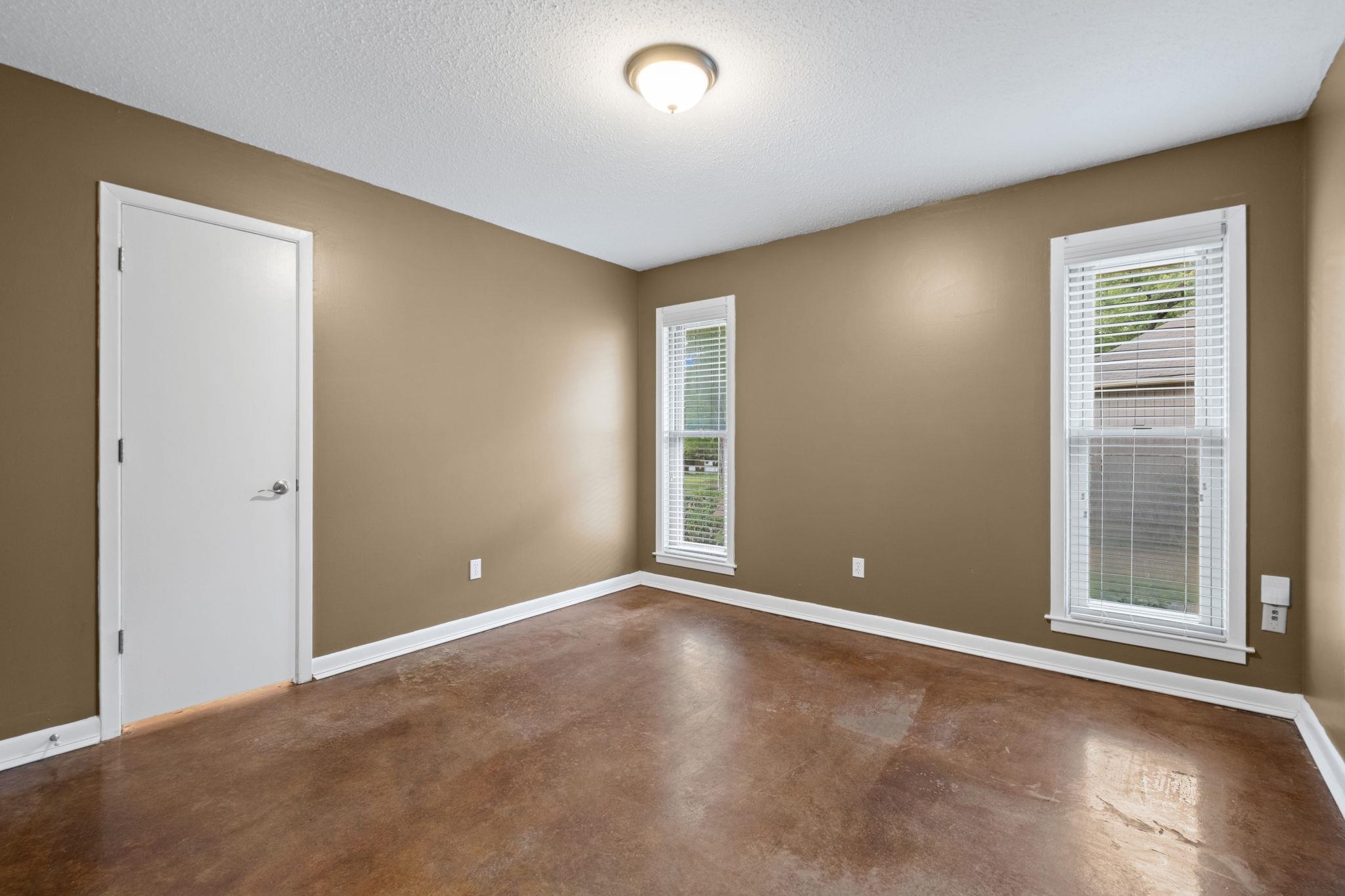 2174 Montego Dr Property Photo 26
