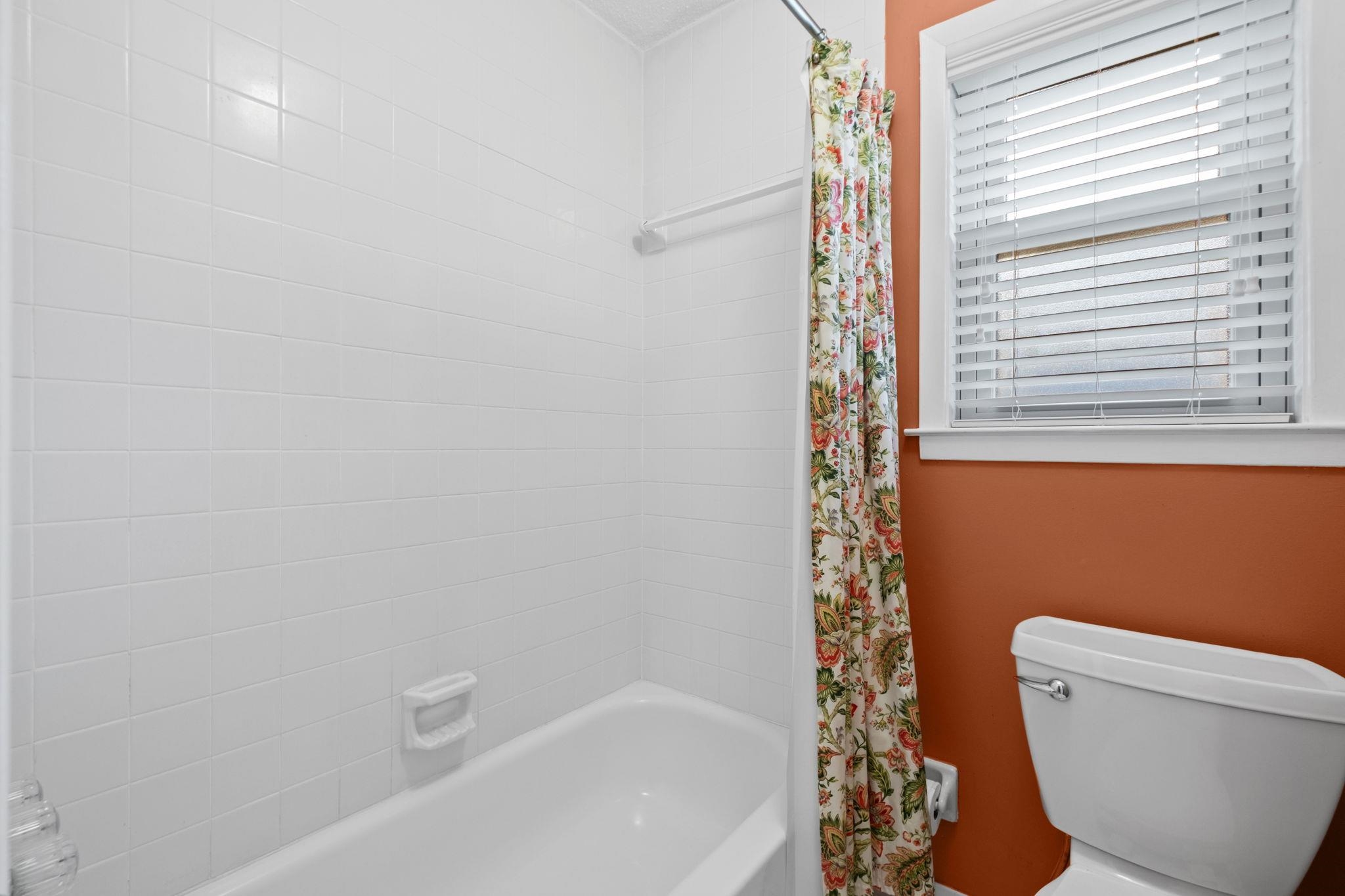 2174 Montego Dr Property Photo 28