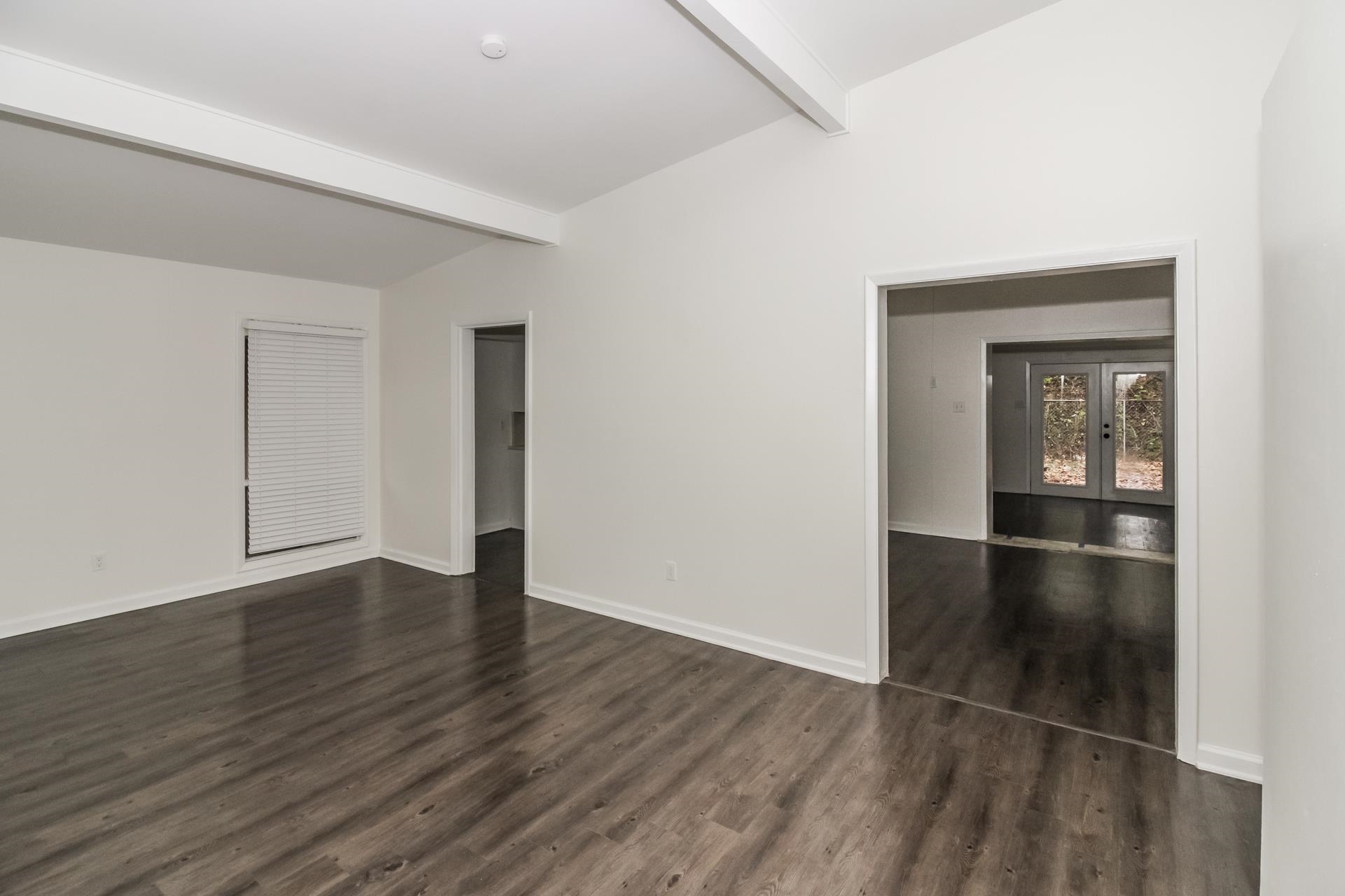 5194 Warfield Cv Property Photo 2
