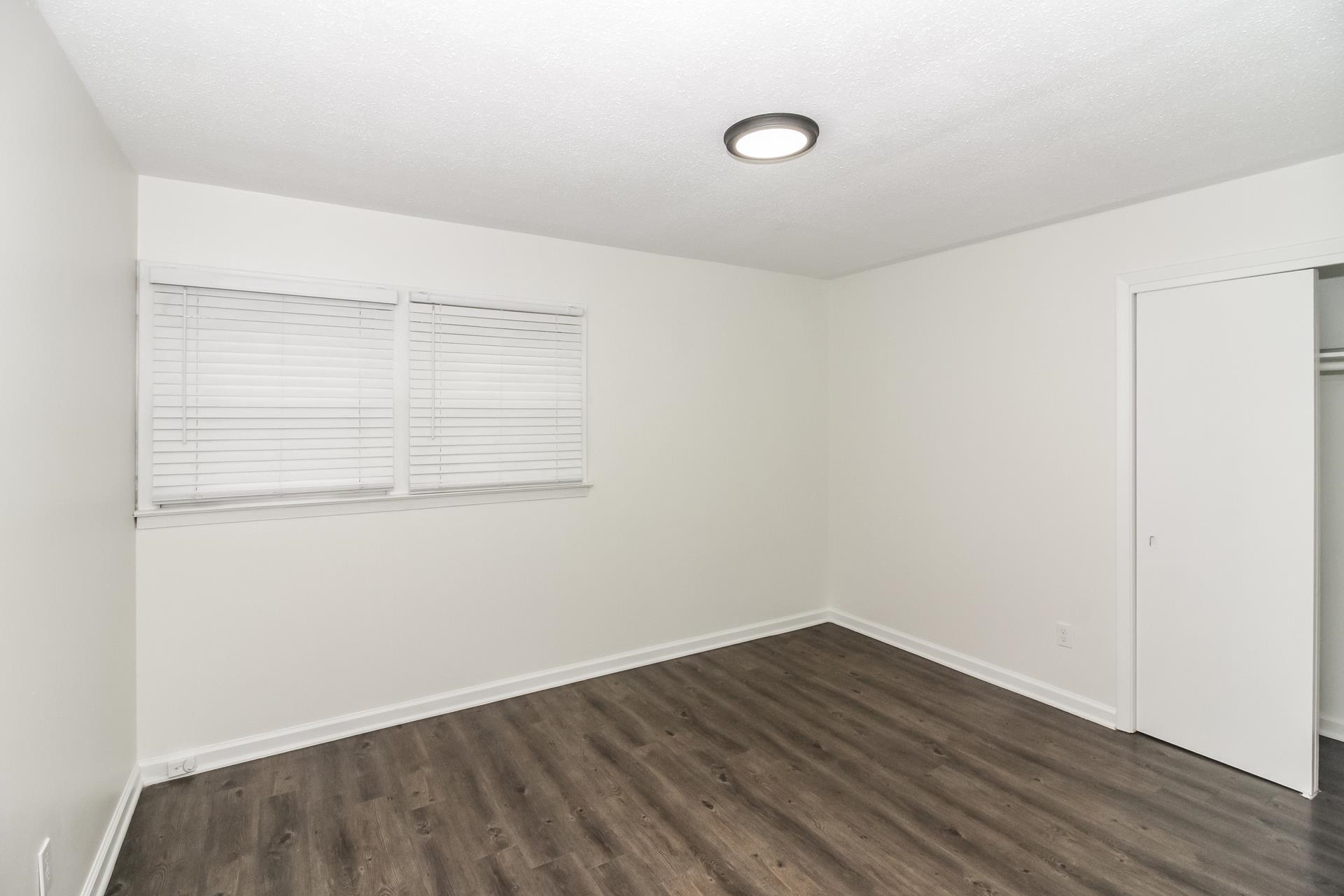 5194 Warfield Cv Property Photo 11