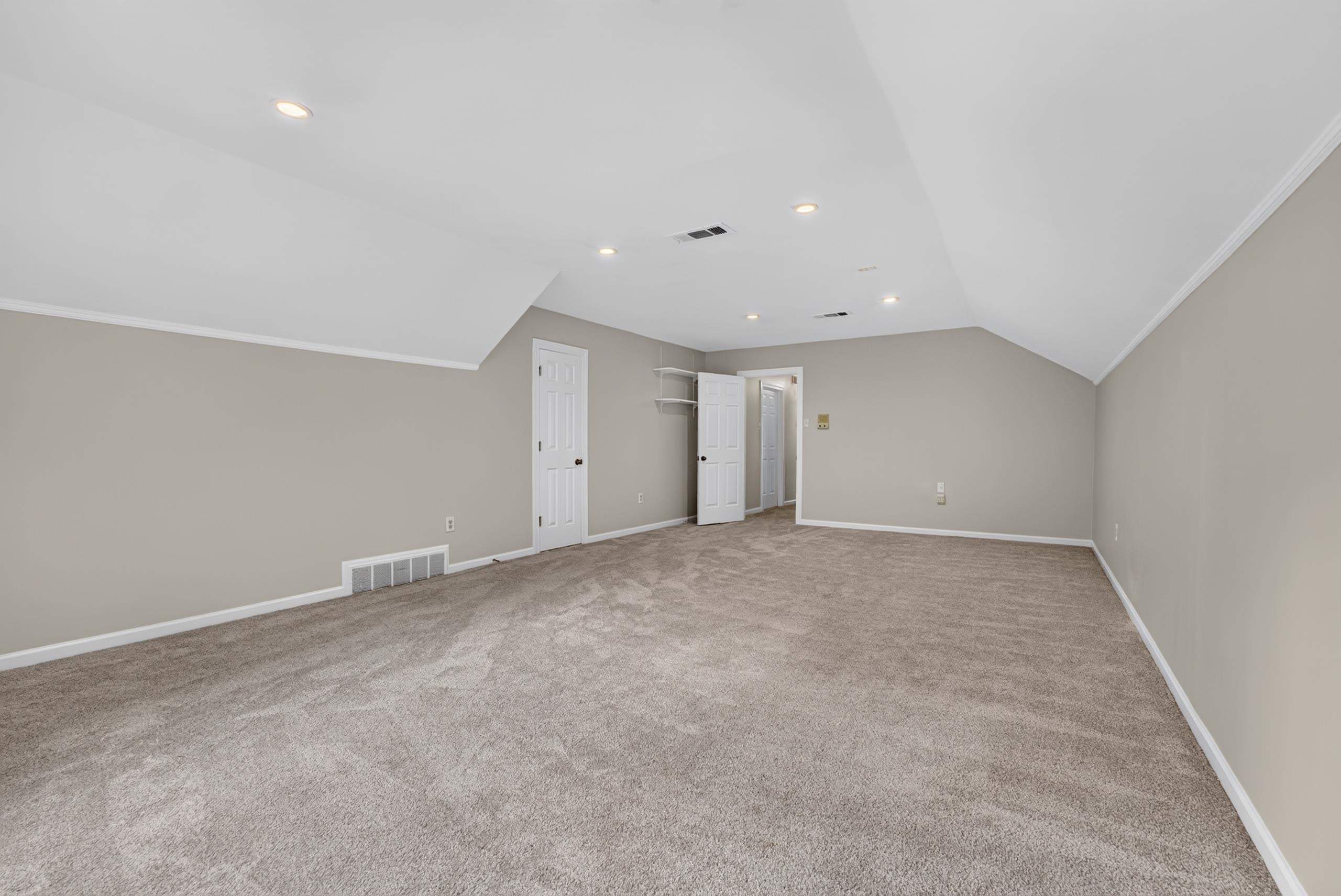 2144 Gorham Pl Property Photo 23