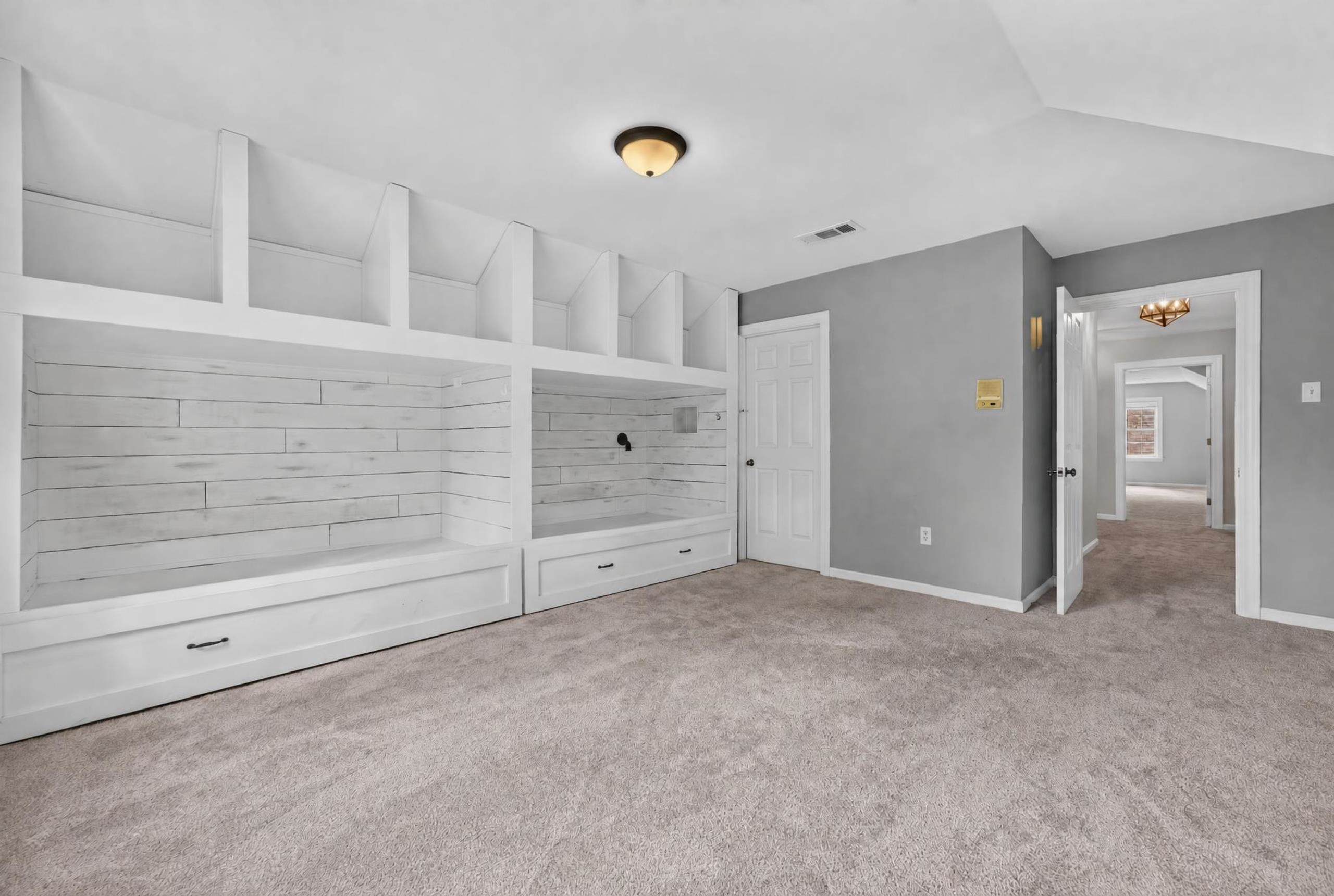 2144 Gorham Pl Property Photo 26