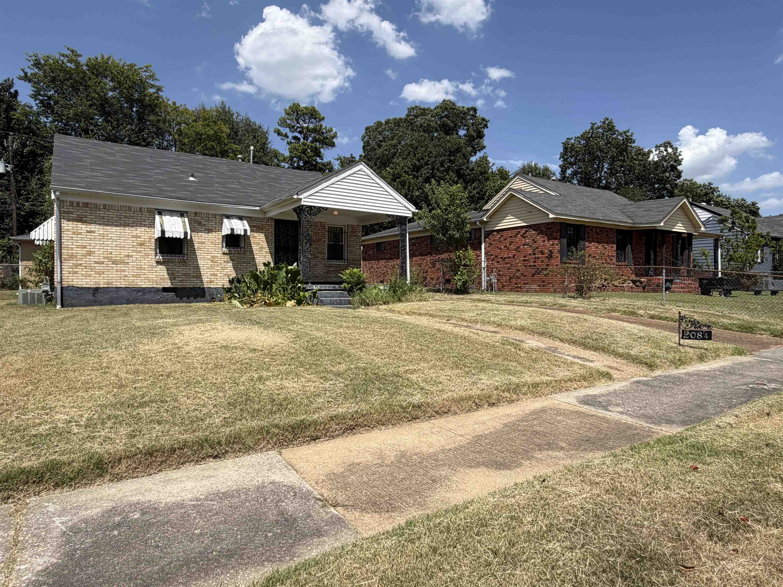 2084 Worthington Cir Property Photo 2