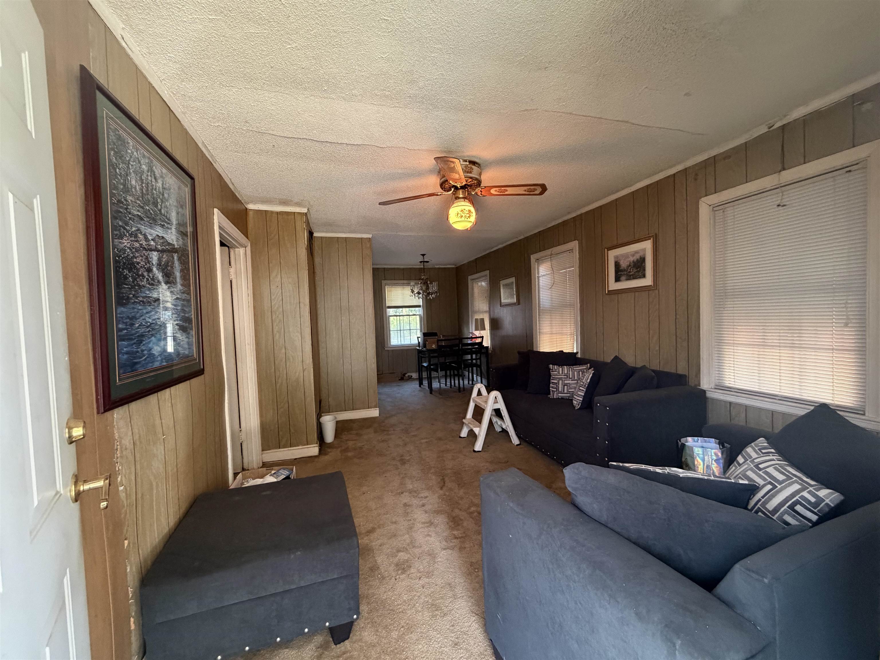 2084 Worthington Cir Property Photo 4