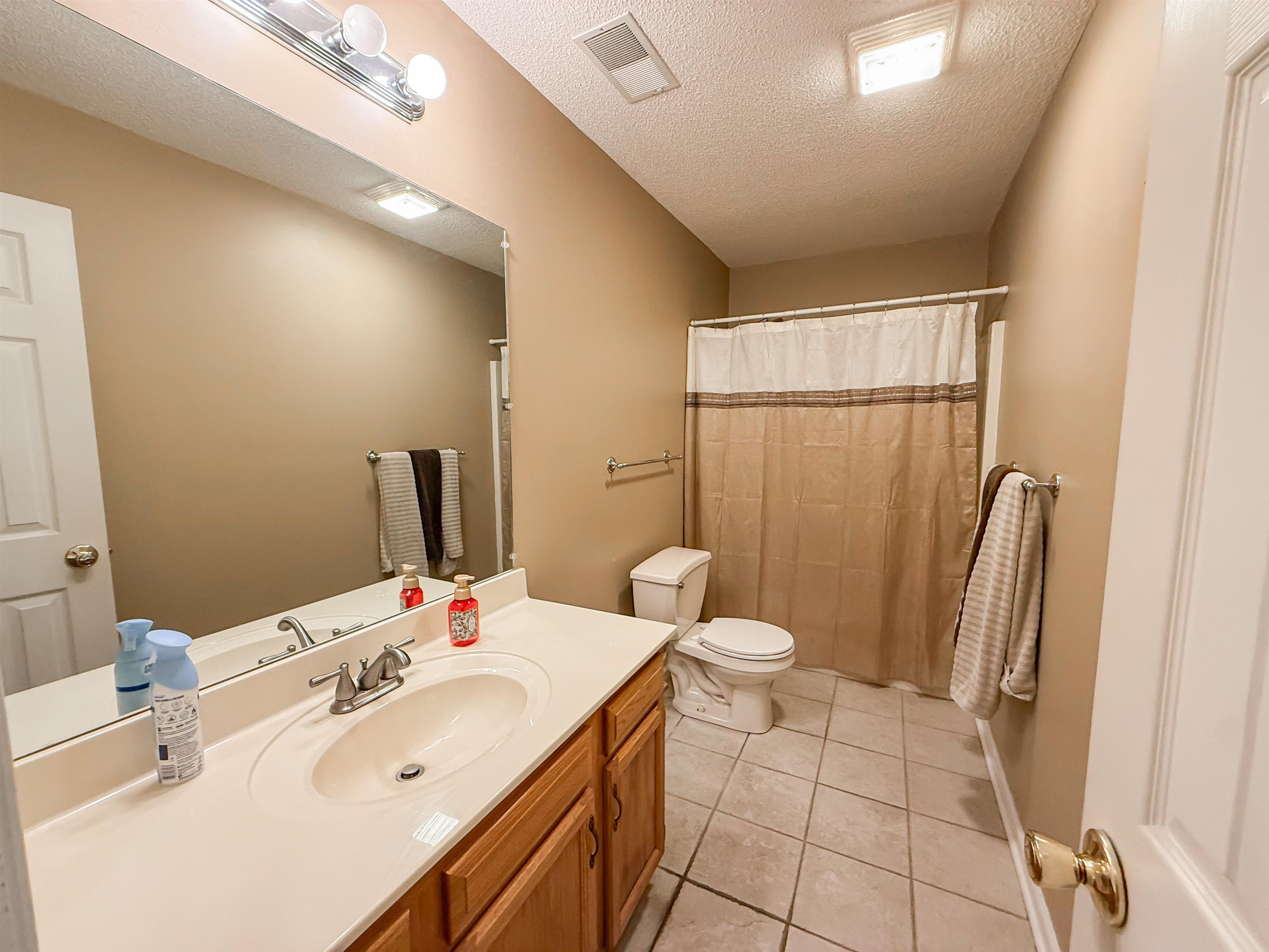 900 Sir James Ave Property Photo 18