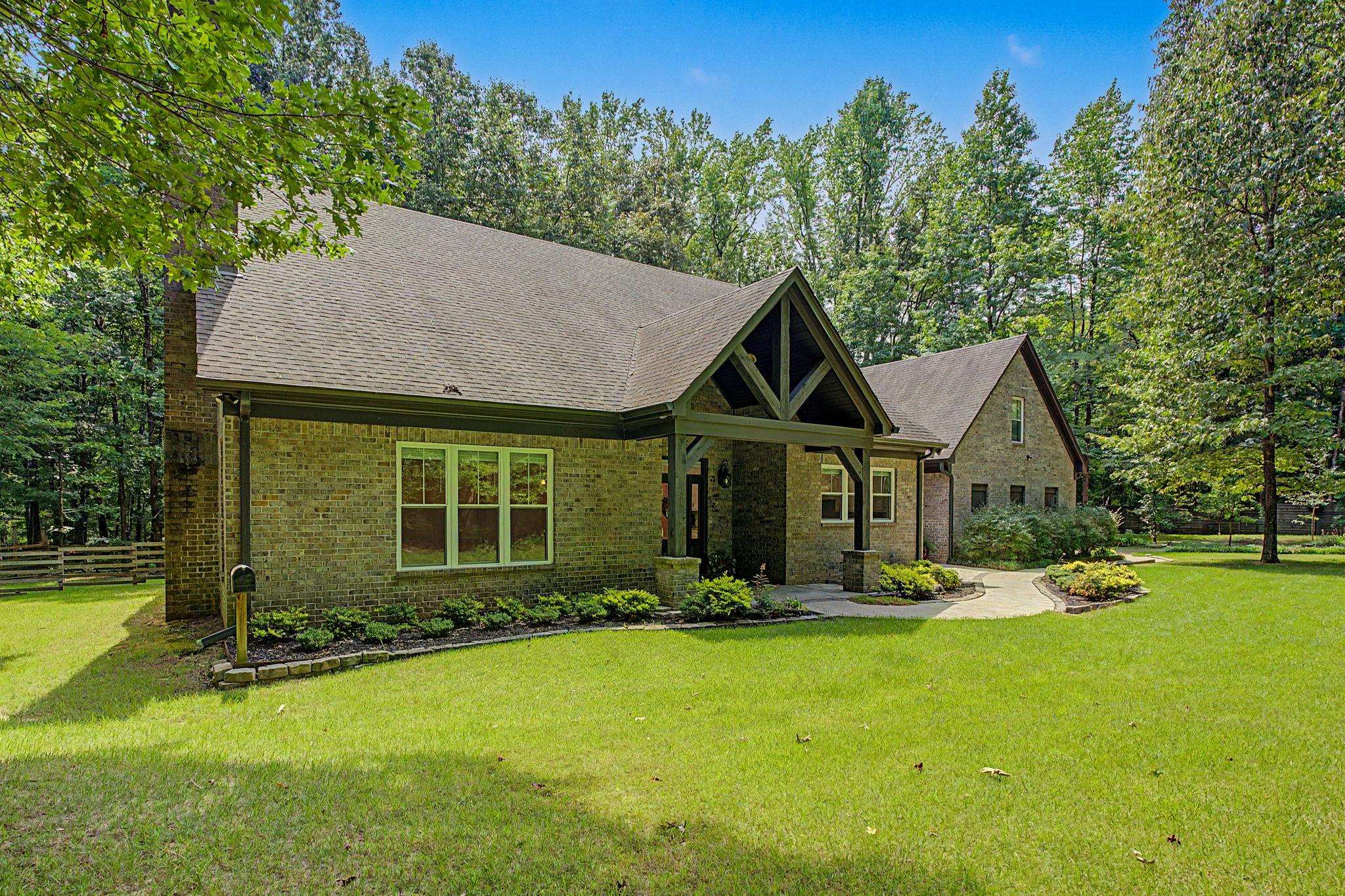 6648 Long Rd Property Photo 3